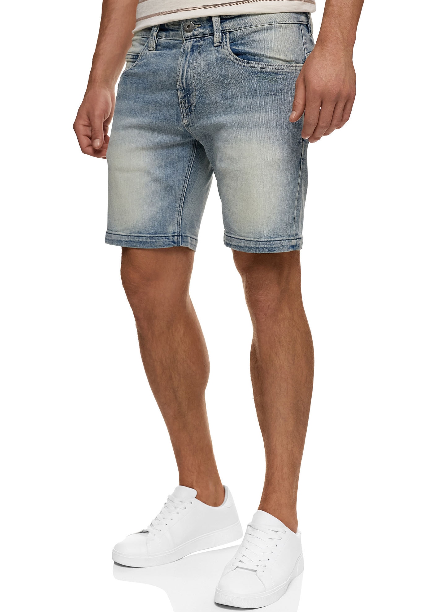 Indicode Shorts »INMacfly«