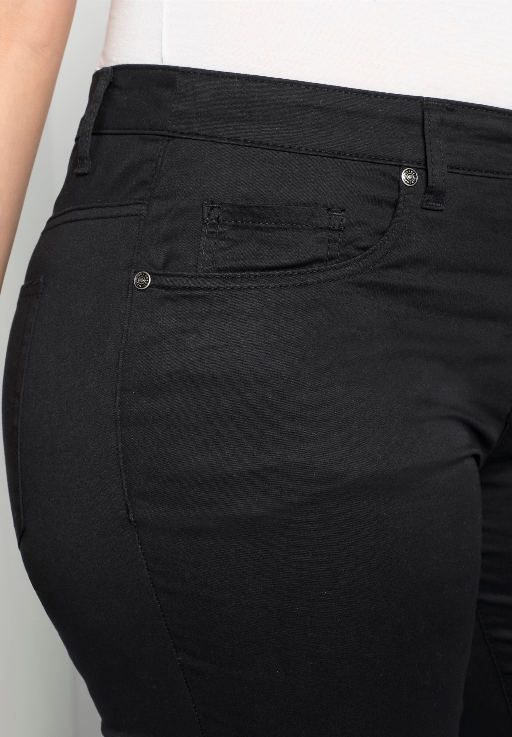 Sheego 5-Pocket-Hose »7/8-Hose 7/8-Hose in schmaler Form, aus Twill«  aus elastischem Baumwoll-Twill