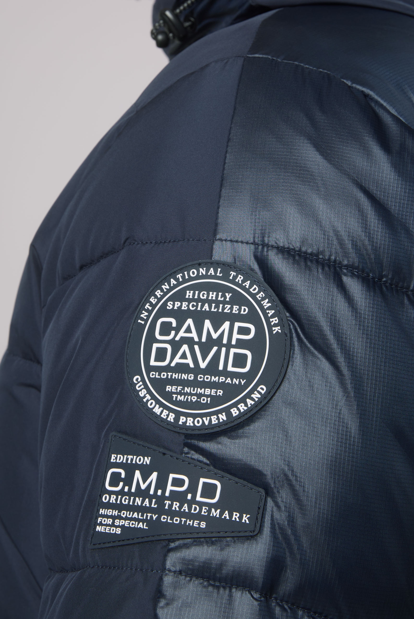 CAMP DAVID Steppjacke, mit Kapuze, mit abtrennbarer Kapuze