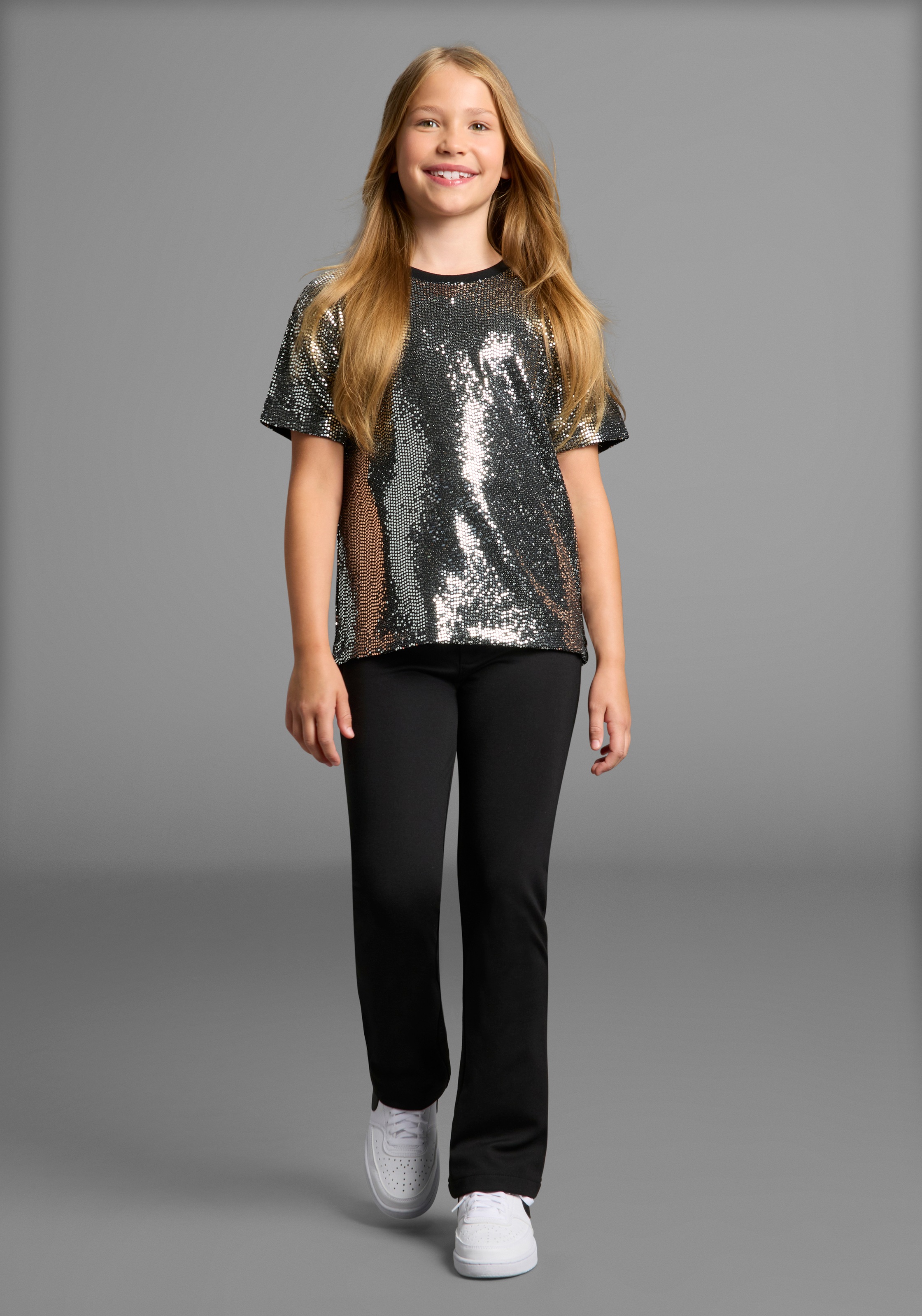 Bruno Banani T-Shirt »Oversize, Glitzershirt, Paillettenoptik« Für TEENS, Shirt aus glitzernden Material