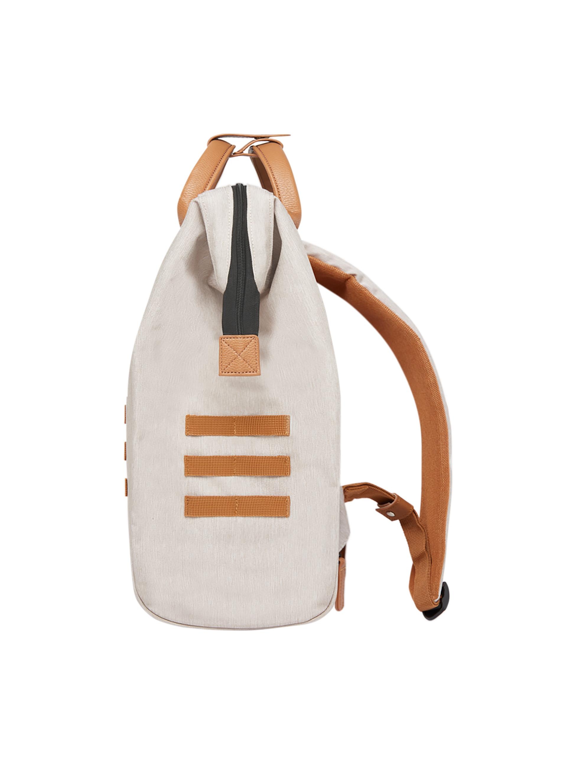 CABAIA Tagesrucksack »Tagesrucksack Adventurer L Recycled«, Cityrucksack aus recycelten Materialien