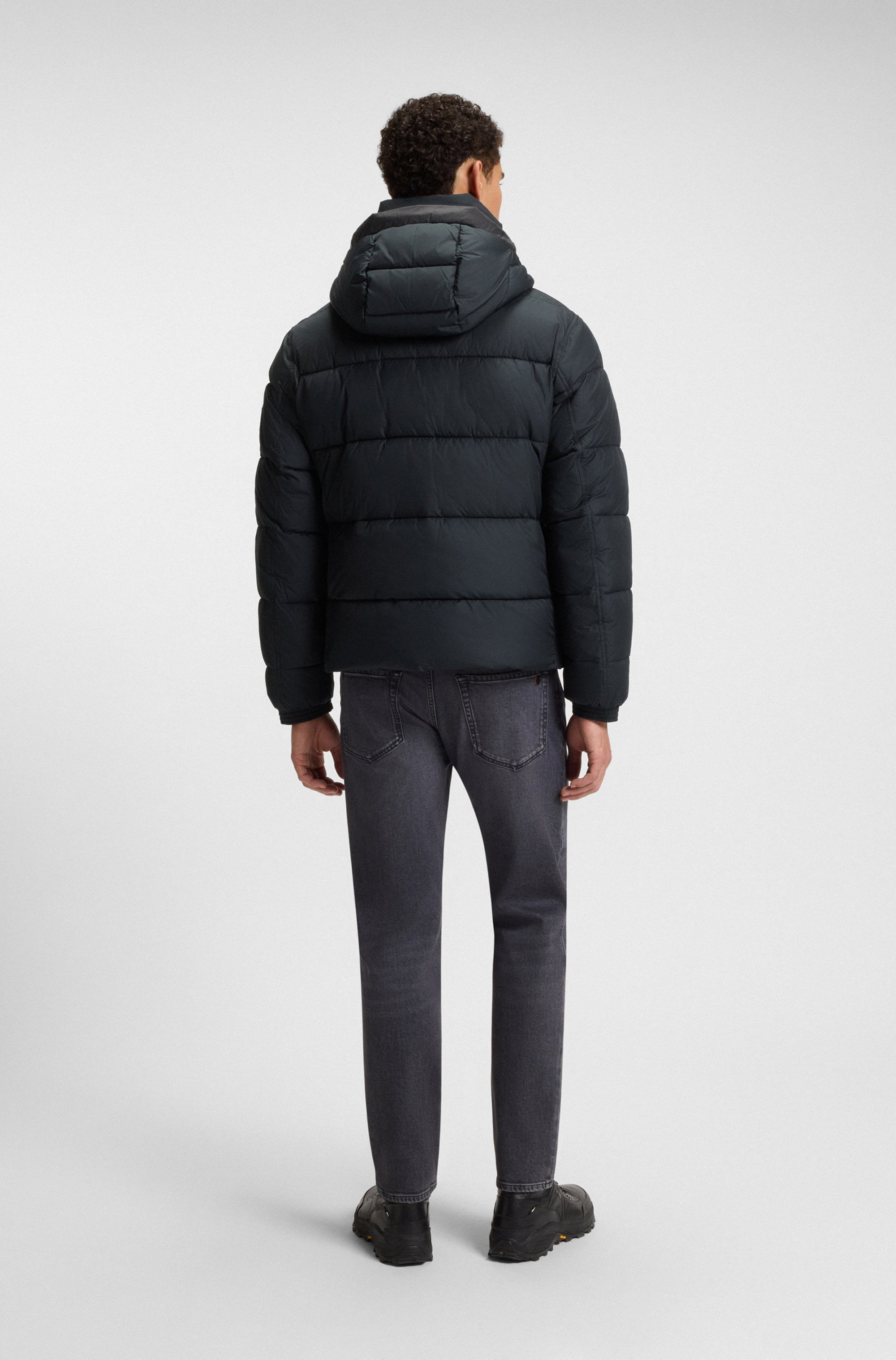 BOSS ORANGE Steppjacke »Omaris« mit Kapuze mit Reißverschlusstaschen