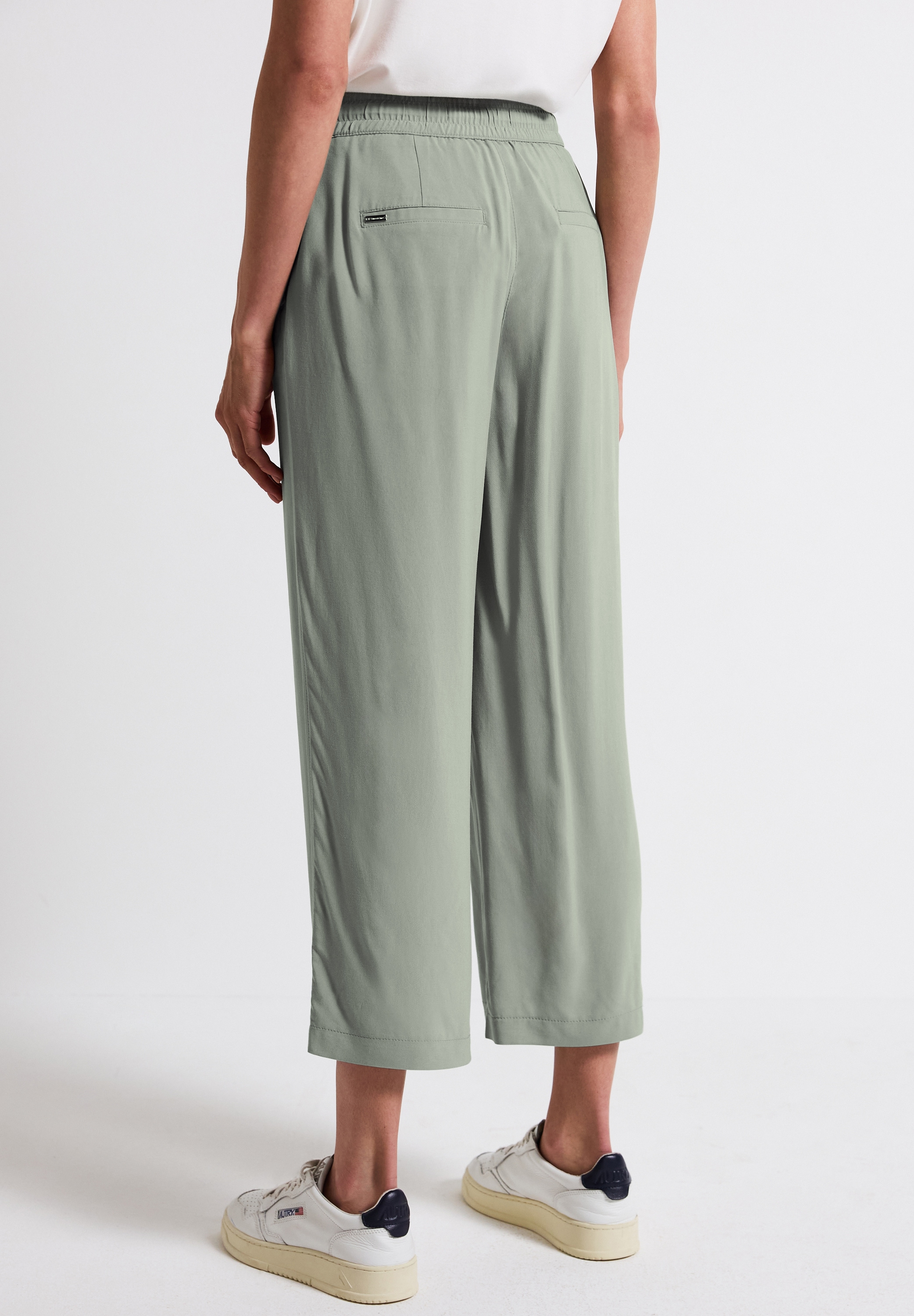 STREET ONE Stoffhose »Style Emee«, mit elastischem Bund mit Tunnelzug