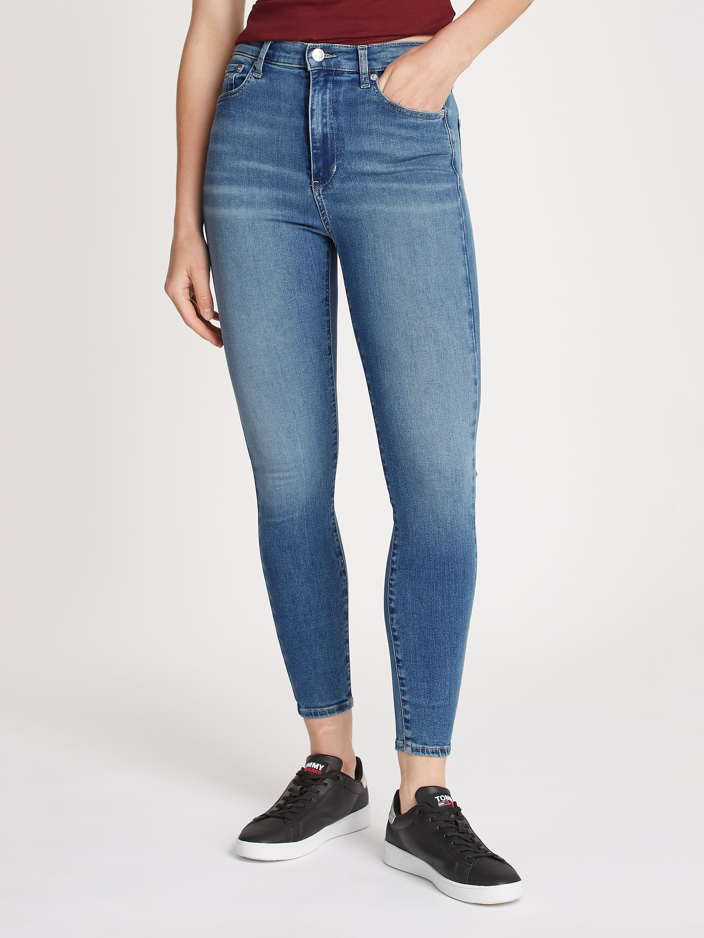 Tommy Jeans Skinny-fit-Jeans »SYLVIA HGH SKN ANK CH0238«, mit Logostickereien und Nieten