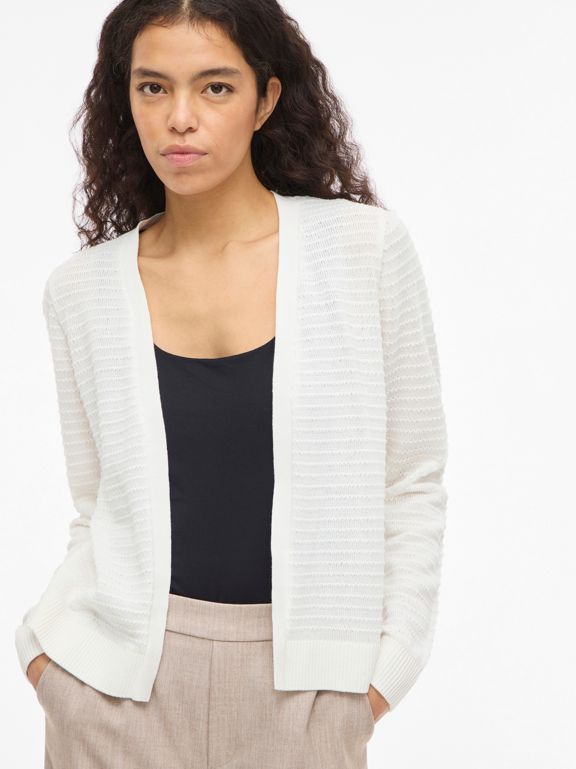 Vila Strickjacke »VILOLLO SHORT L/S KNIT CARDIGAN - NOOS«