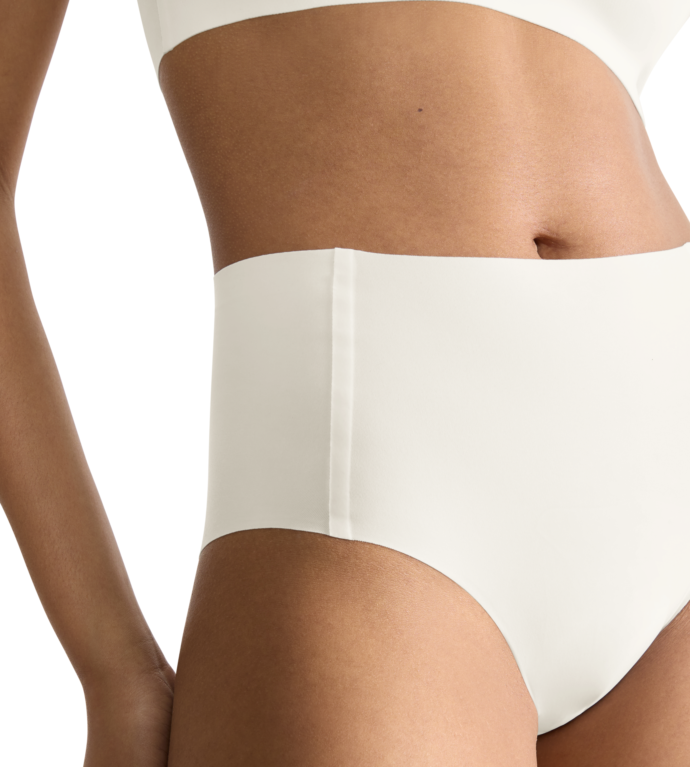 sloggi High-Waist-Slip »ZERO Feel 2.0«, nahtlos, ultraleicht, hohe Taille, weich