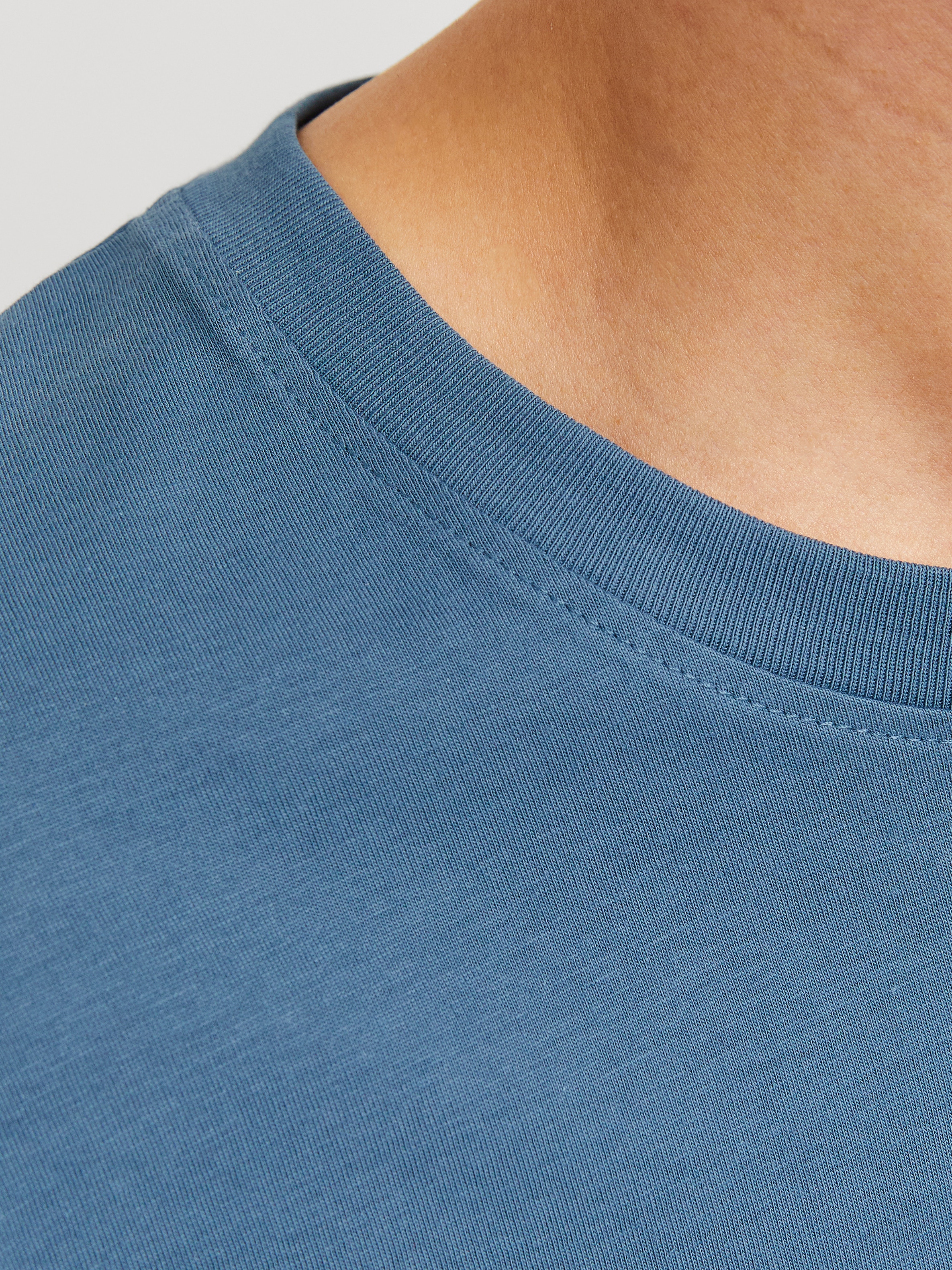 Jack & Jones Rundhalsshirt »JJESTAR JJ TEE SS NOOS«, mit Logo Schriftzug