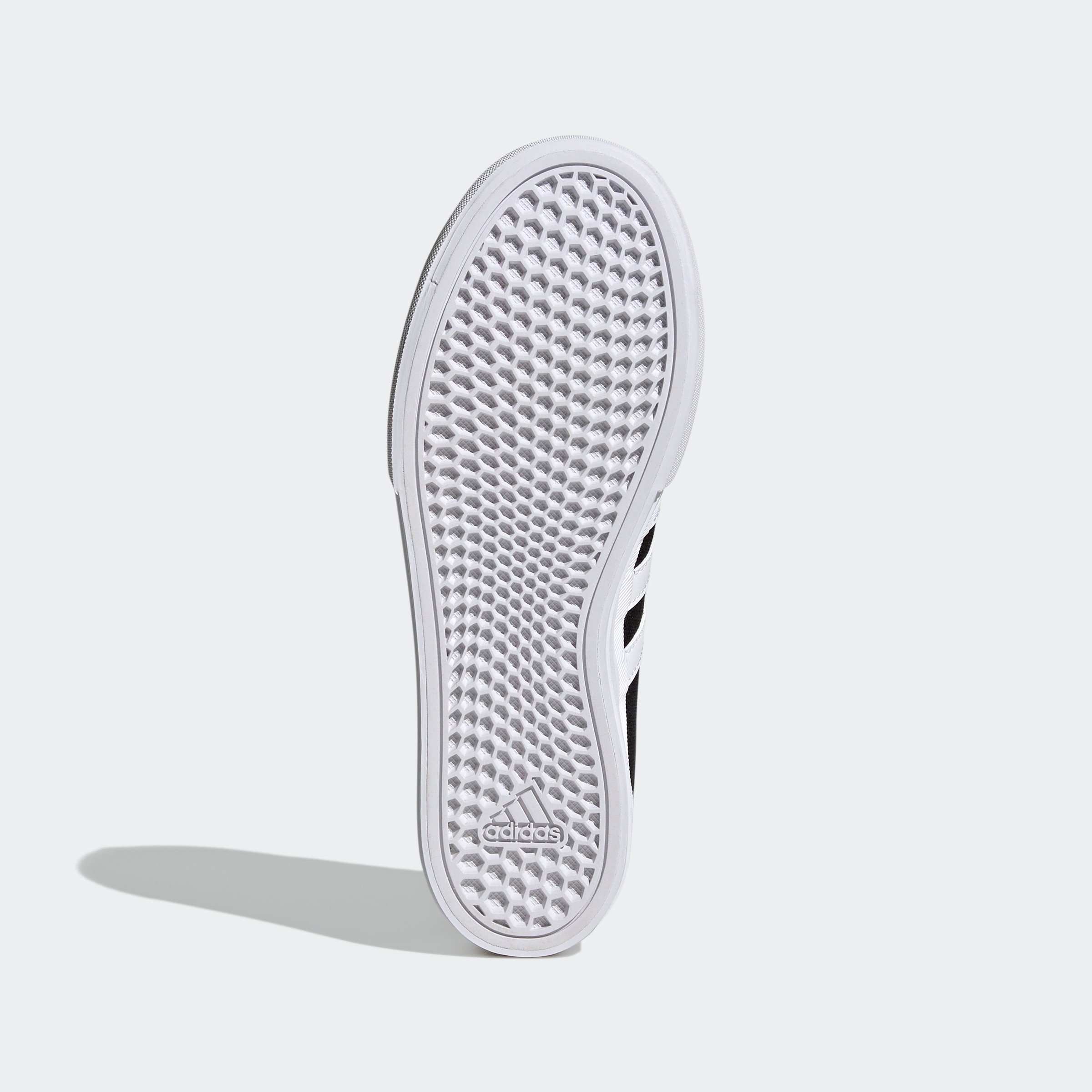 adidas Sportswear Sneaker »BRAVADA 2.0 PLATFORM«, Design auf den Spuren des adidas Nizza