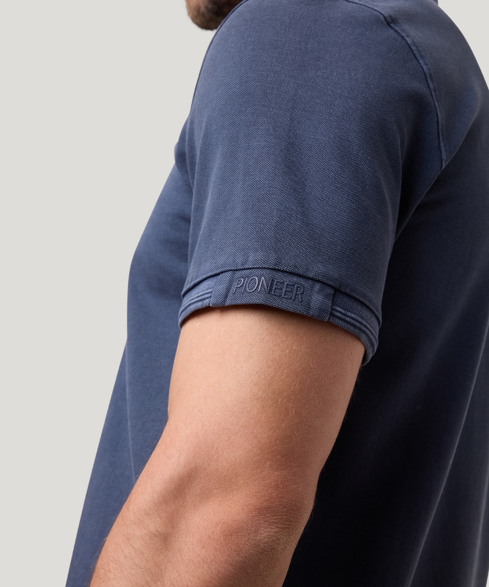 Pioneer Authentic Jeans Poloshirt, mit Logostickerei