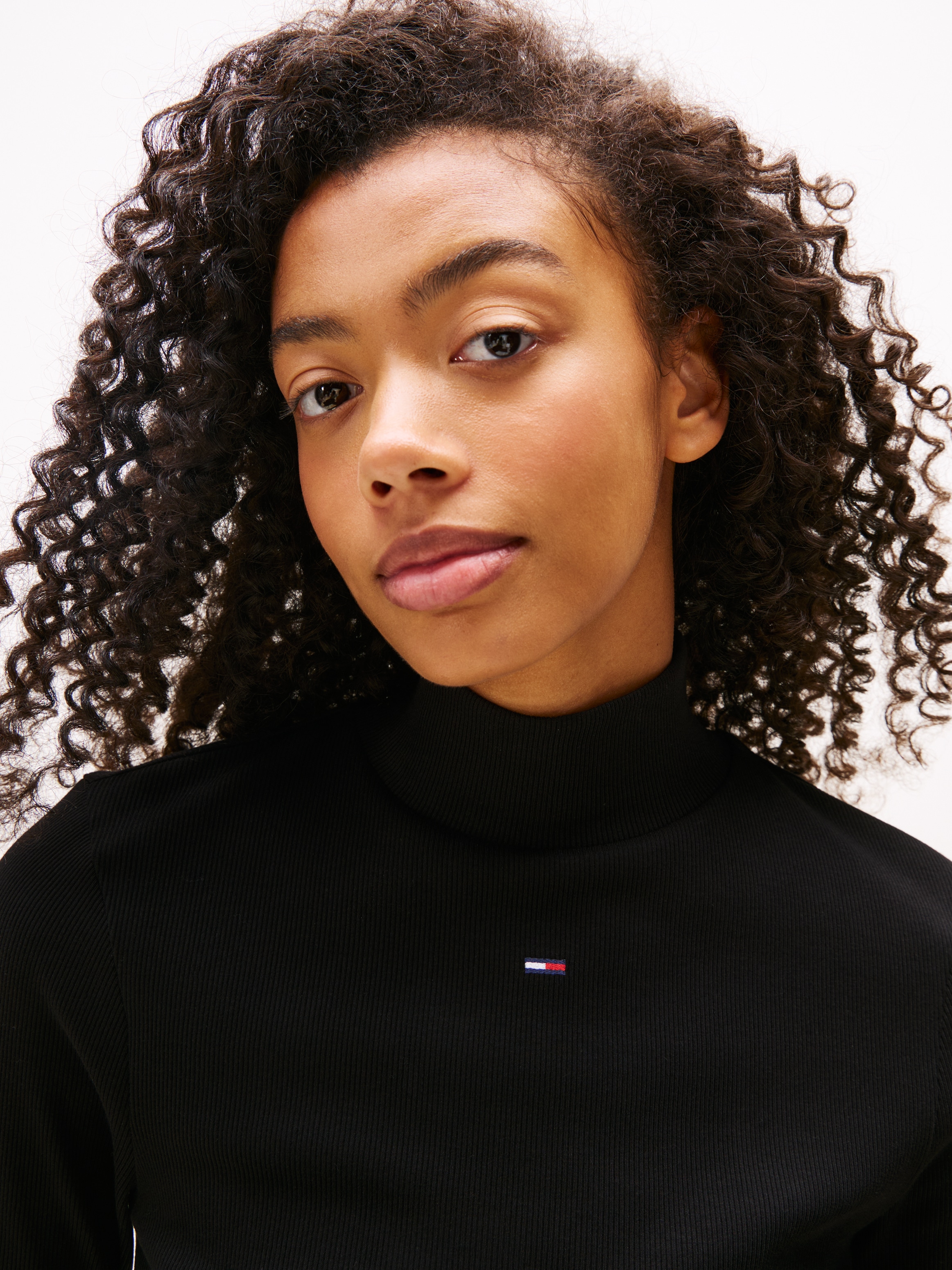 Tommy Jeans Langarmshirt »TJW ESSENTIAL MOCK NECK«, mit Stehkragen