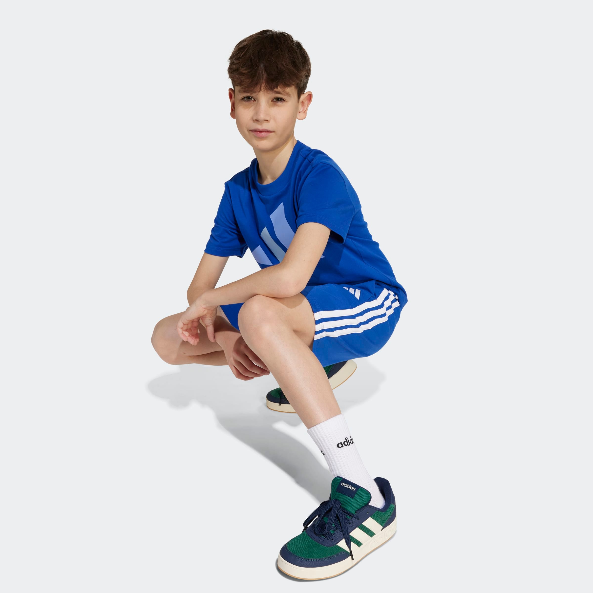adidas Sportswear Shorts »ESSENTIALS KIDS«  sportlicher Stil, für Kinder, aus Baumwolle, atmungsaktiv