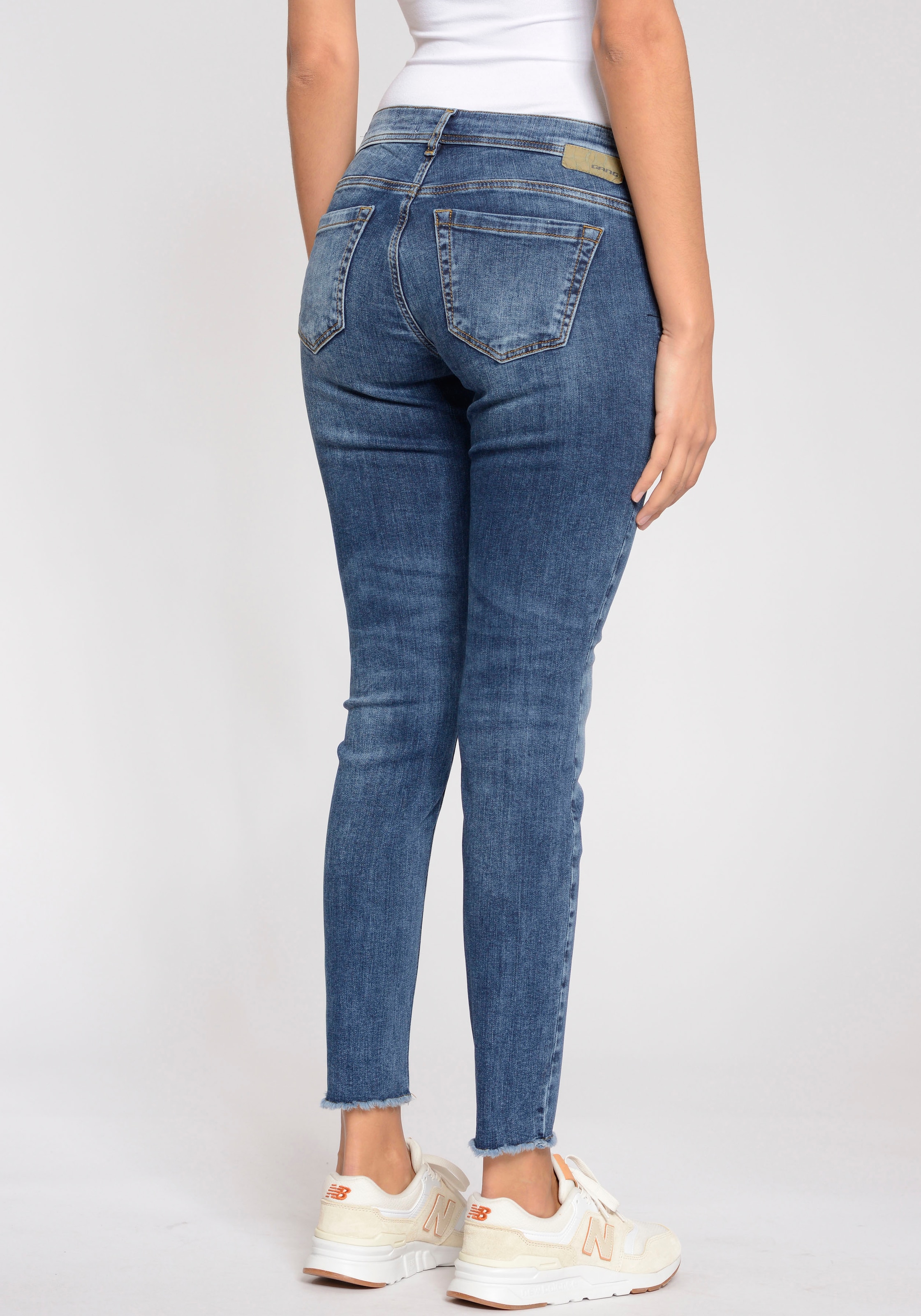 ♕ »94 GANG Skinny-fit-Jeans Faye bei Cropped«