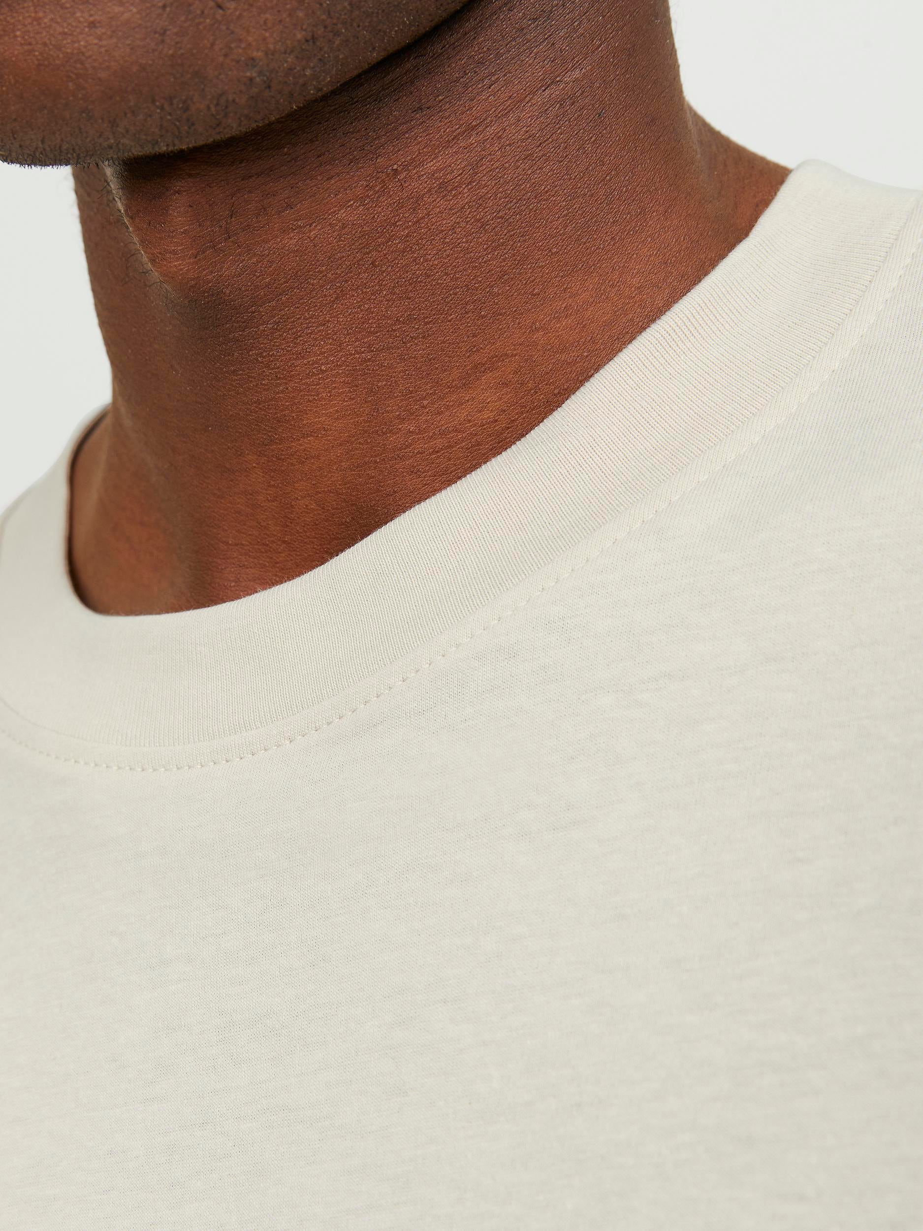 Jack & Jones Oversize-Shirt »JJEBRADLEY TEE SS O-NECK NOOS«, mit Rundhalsausschnitt