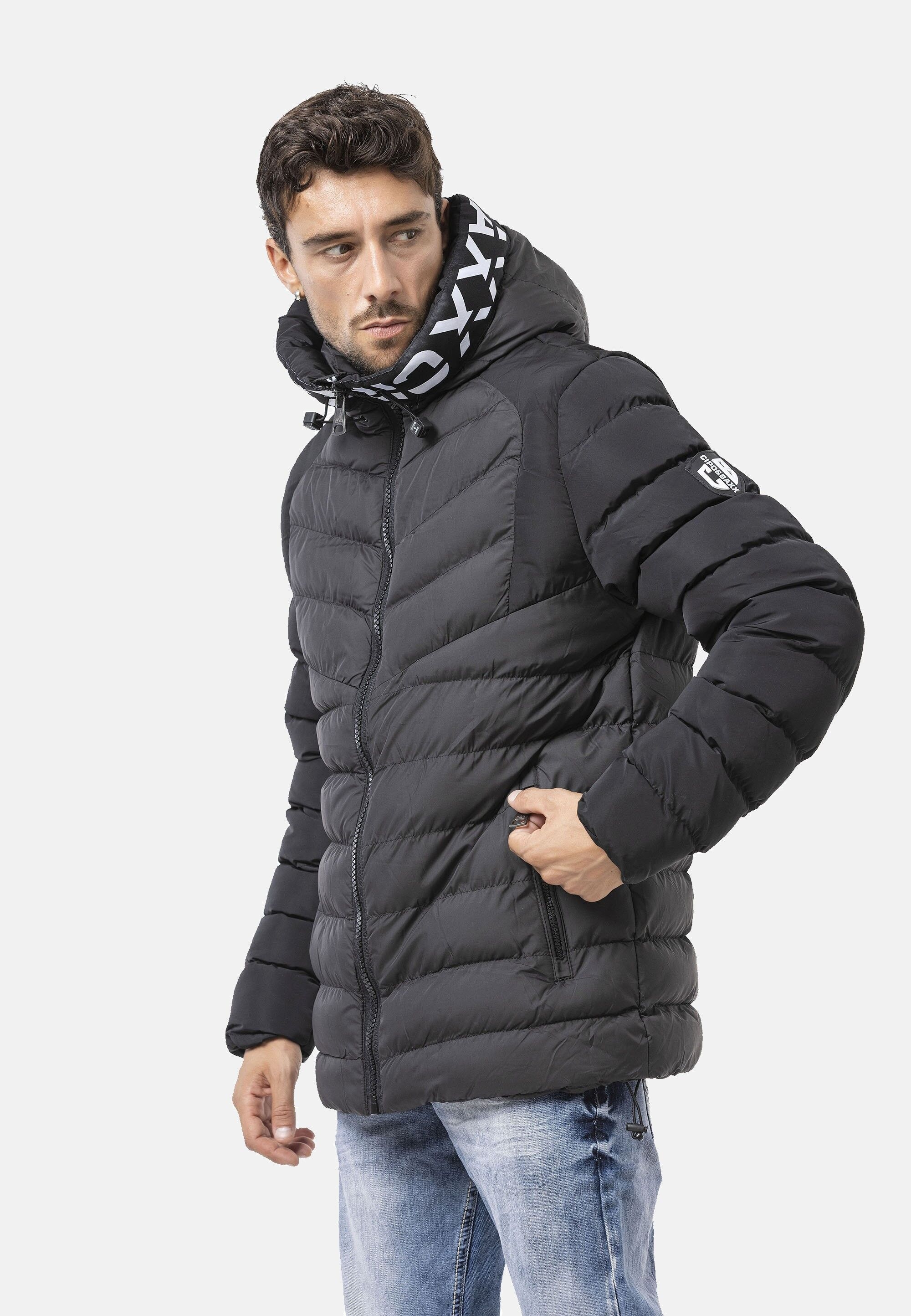 Cipo & Baxx Winterjacke »Cipo & Baxx Winterjacke CM185« mit Kapuze mit markanter Marken-Zipperleiste