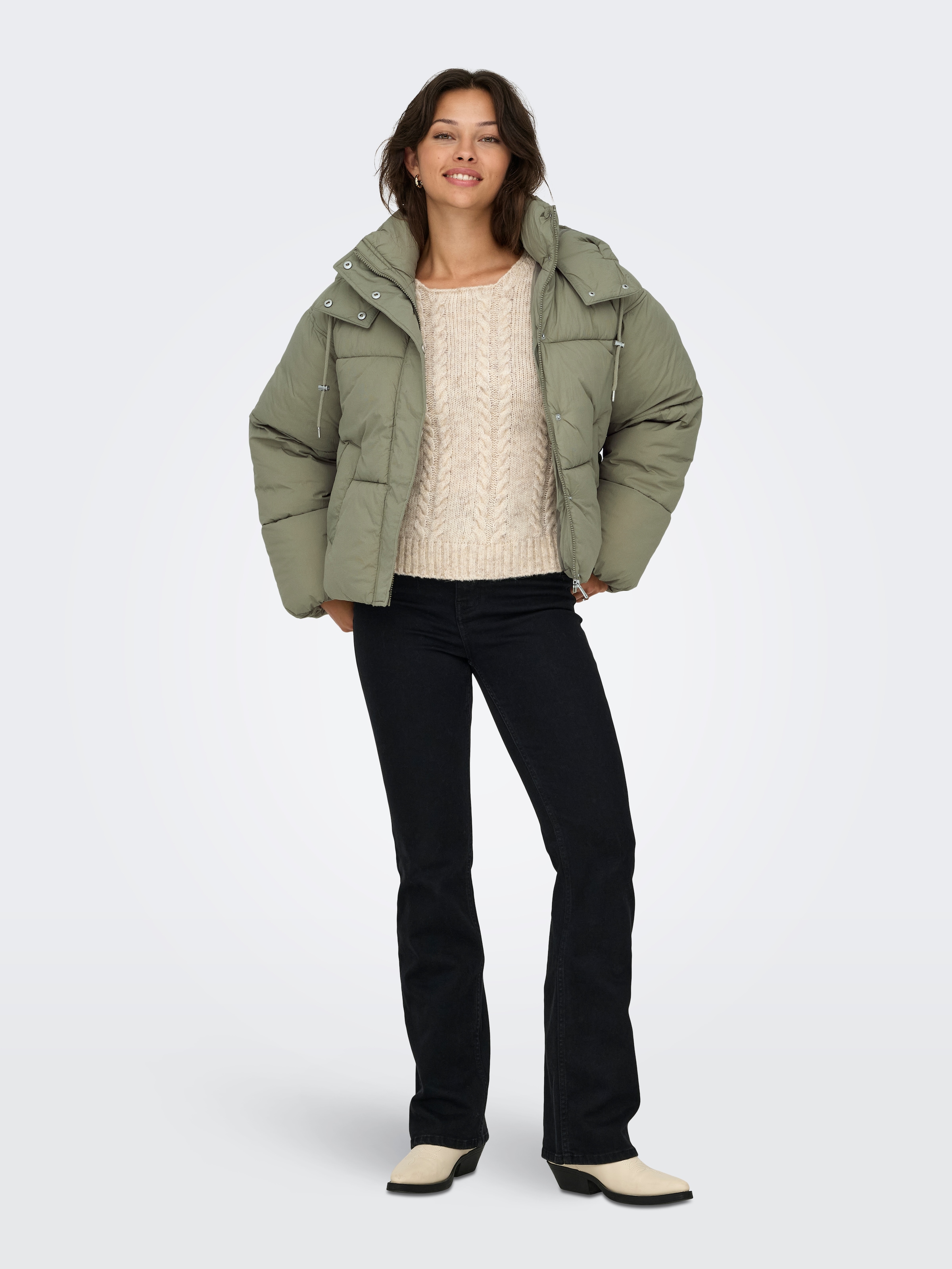 ONLY Steppjacke »ONLHOPE SHORT PUFFER JACKET CC OTW« mit Kapuze