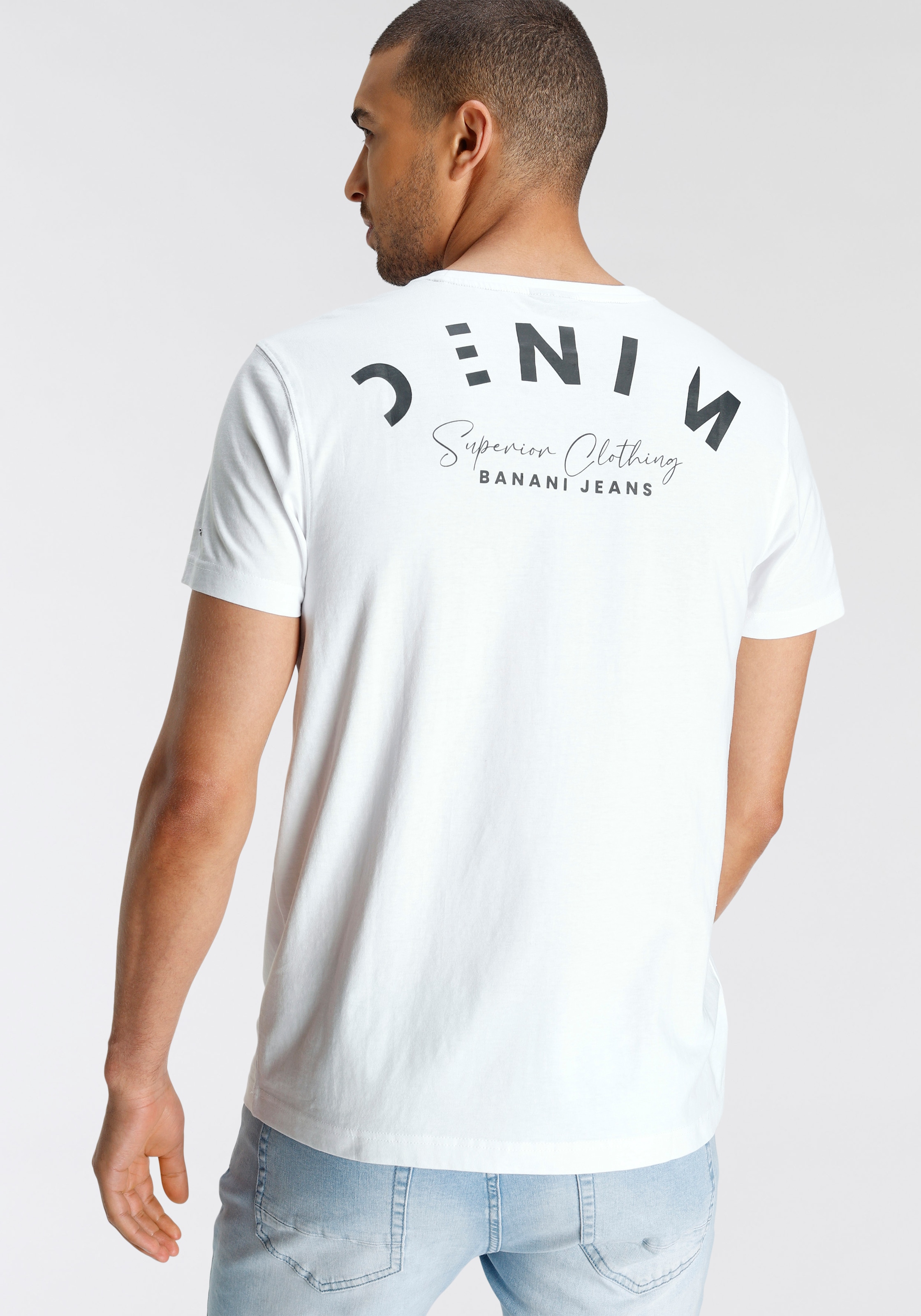 Bruno Banani T-Shirt, mit coolem Rückenprint bei ♕