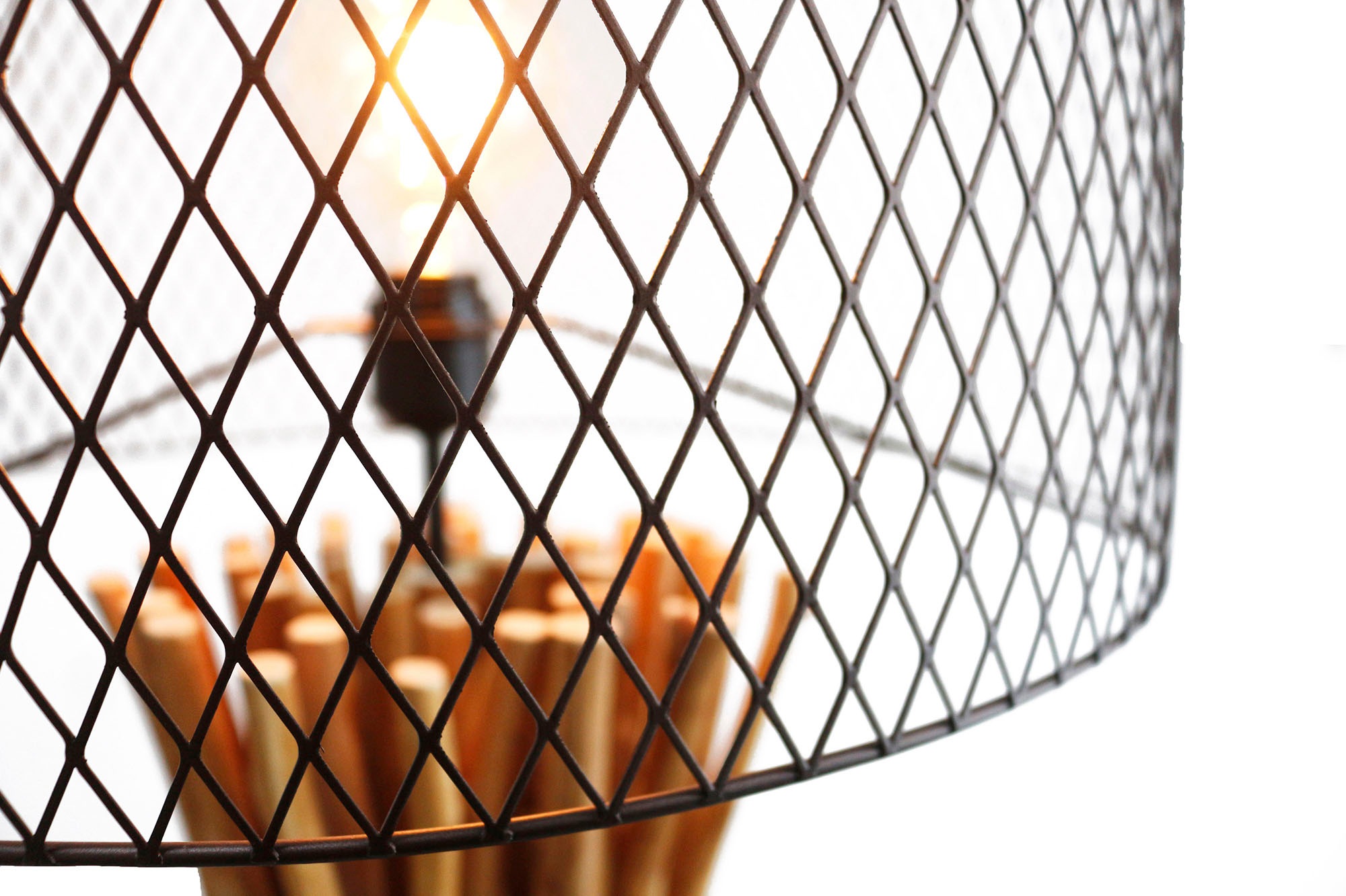 SalesFever Stehlampe »Bailee«, 1 flammig, Leuchtmittel E27 | ohne Leuchtmittel, handgefertigt, Schirm im Rost-Look
