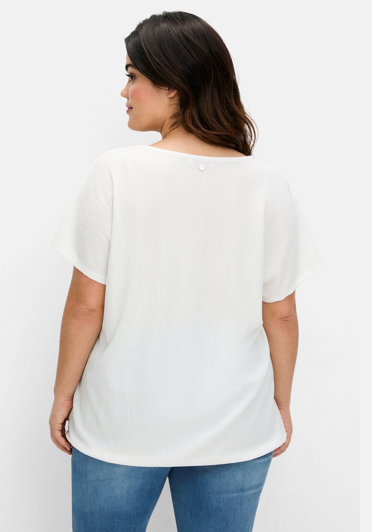 Sheego T-Shirt »Shirt aus Struktur-Jersey, mit Gummizugsaum«