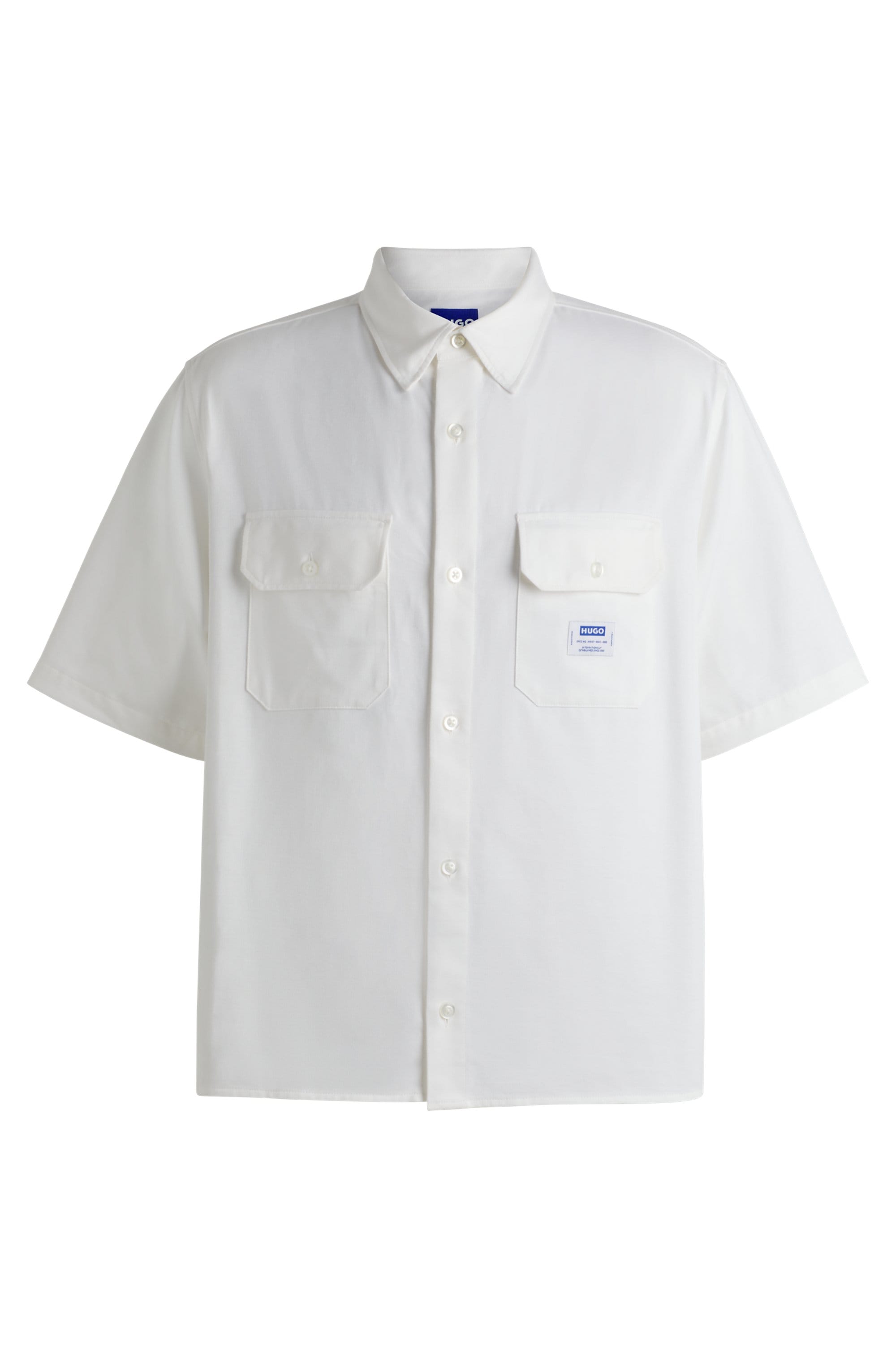 HUGO Blue Kurzarmhemd »Ekyno« mit kontrastfarbenem Logo-Badge auf der Brust