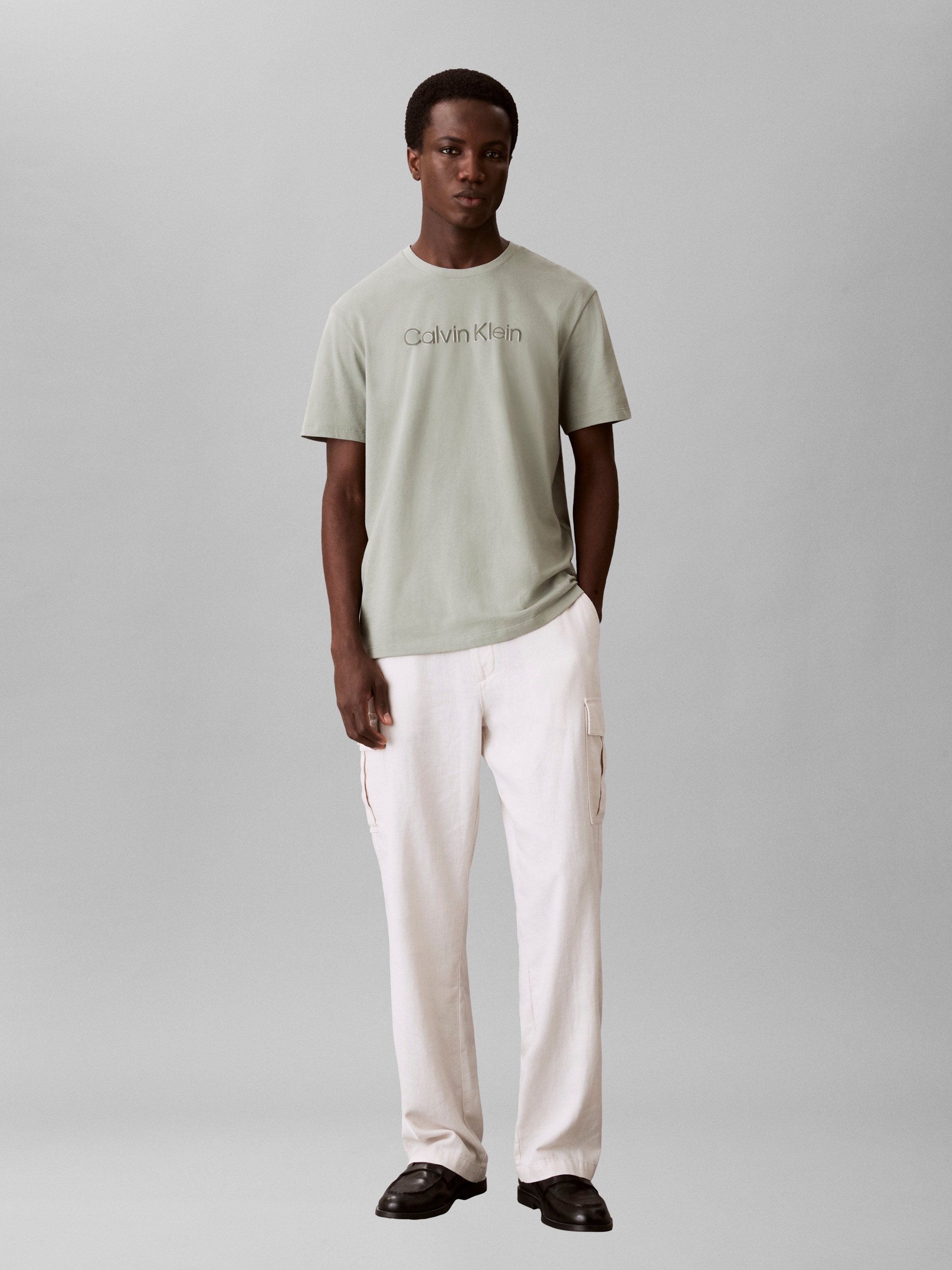 Calvin Klein T-Shirt »30S EU WHOLESALE SPORTSWEAR GRAP« Regular fit mit Rundhalsausschnitt
