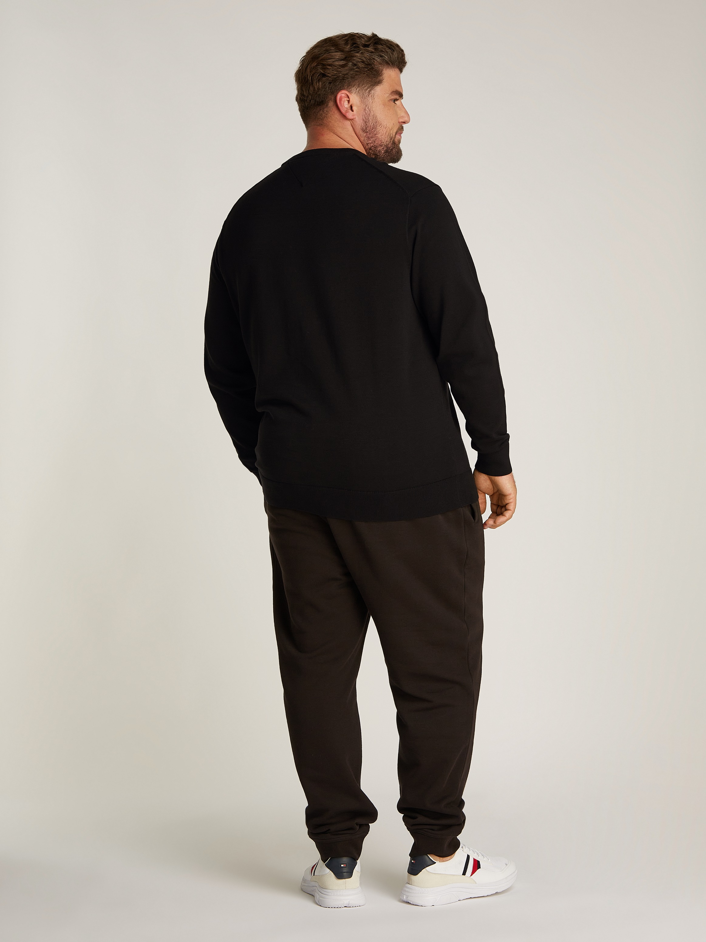 Tommy Hilfiger Big & Tall Rundhalspullover »BT-ESSENTIAL COTTON CREW NECK-B«, in Großen Größen, Logostickerei