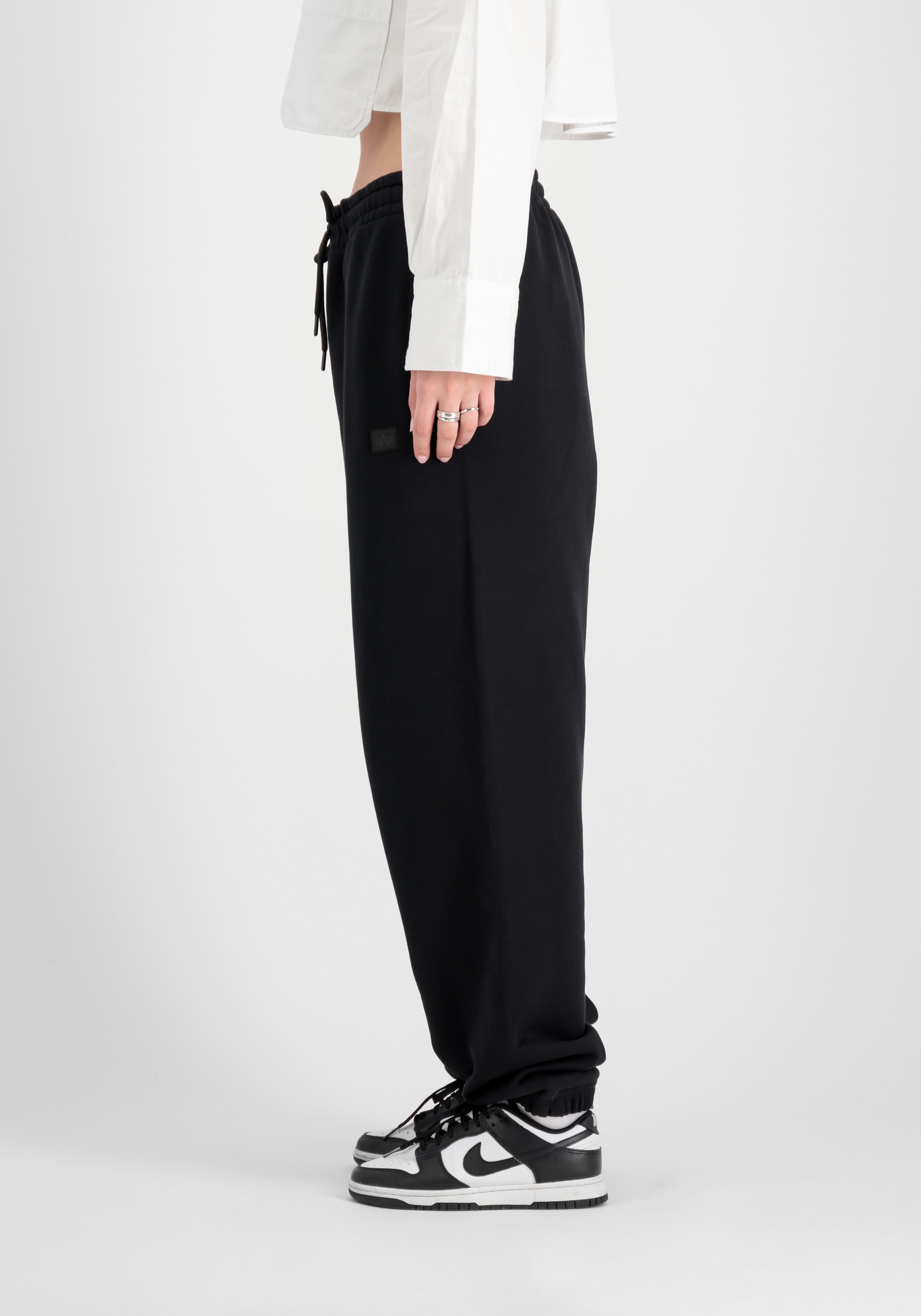 Alpha Industries Jogginghose »Alpha Industries Women - Jogger Alpha Essentials RL Jogger Wmn«