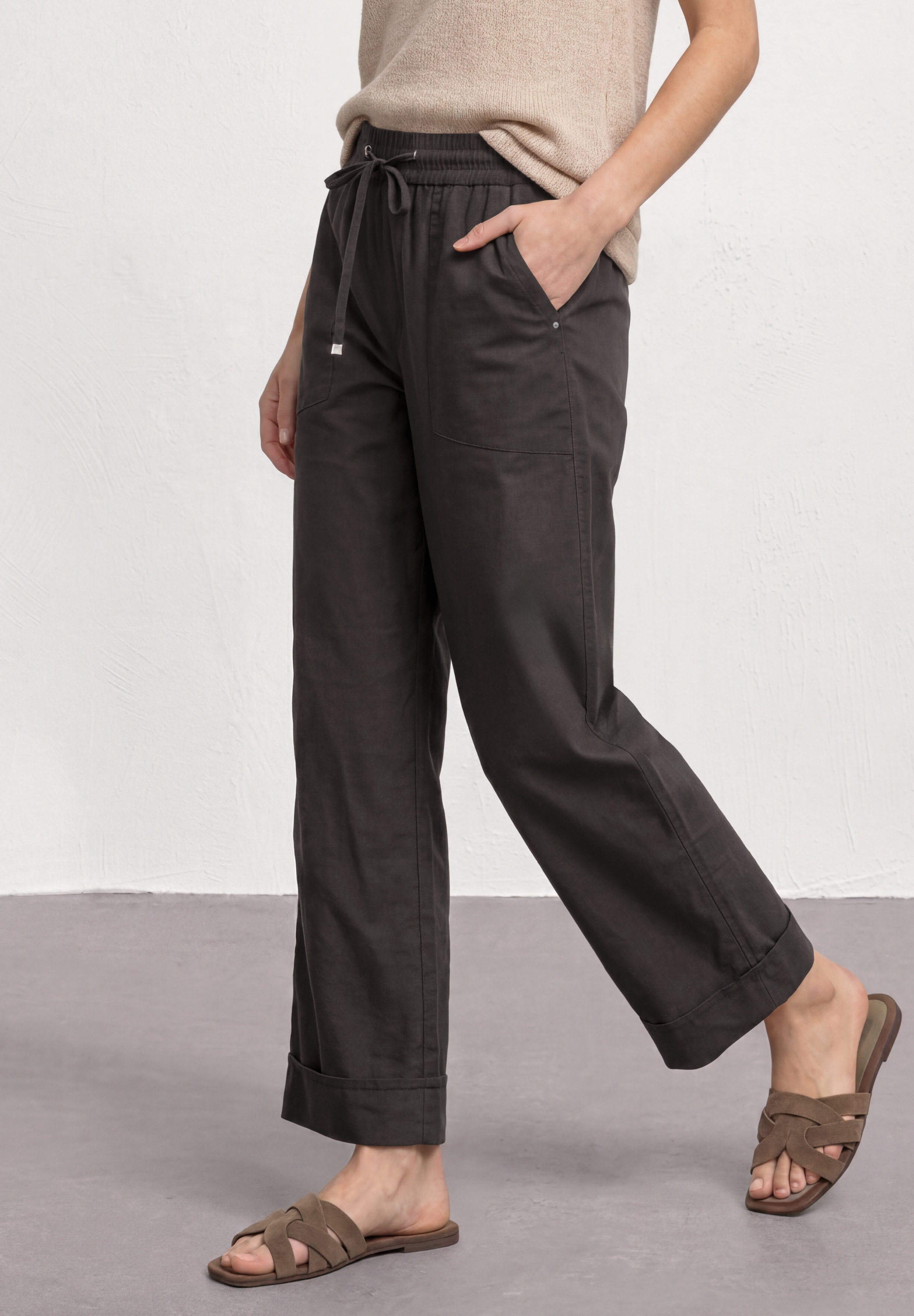 STREET ONE Stoffhose »Style Amalia«  Sommerhose mit elastischem Bund und Tunnelzug