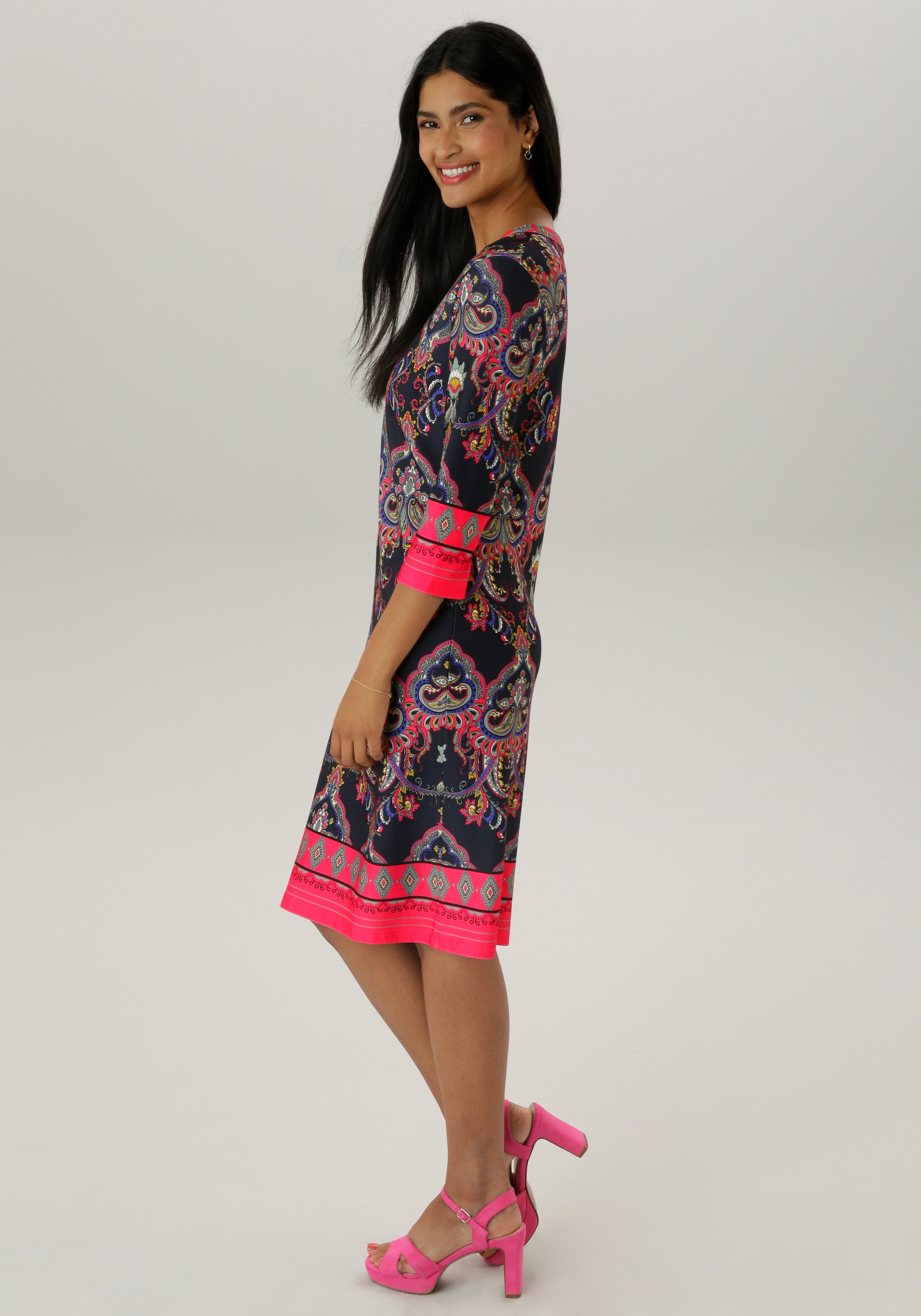 Aniston SELECTED Jerseykleid, mit Ornamenten- und Rankendruck Allover - NEUE KOLLEKTION