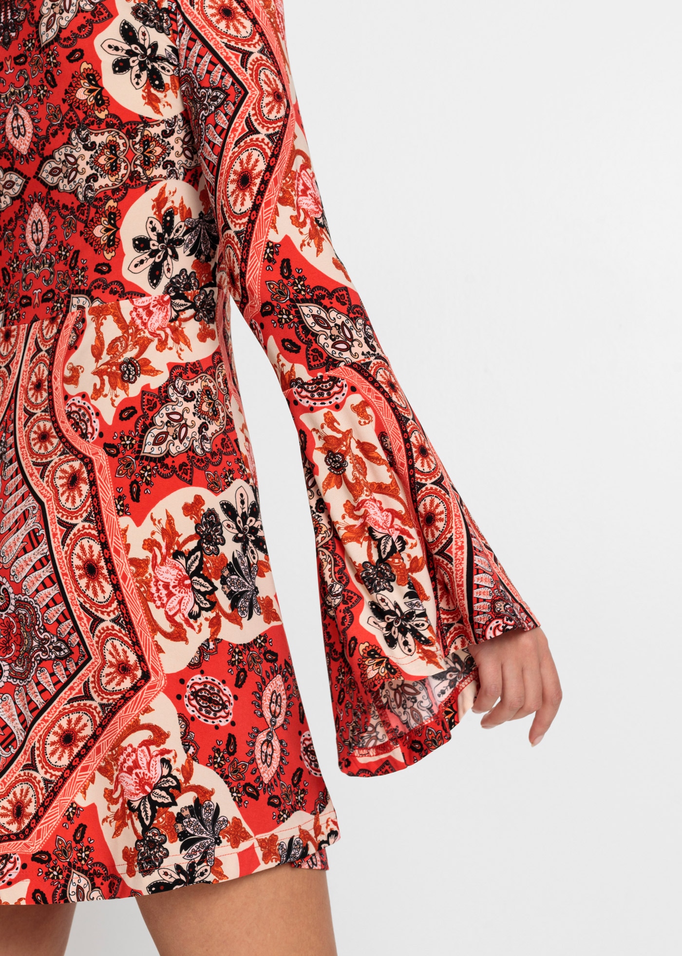 bonprix Jerseykleid für eleganten Look, aus Polyester und Elasthan, mit Stehkragen