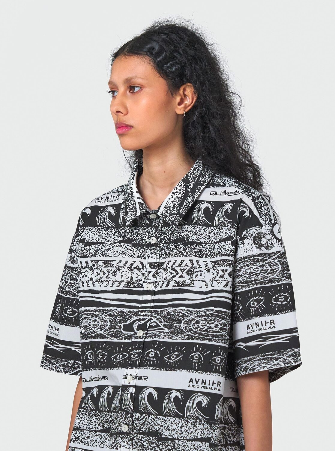 Quiksilver Kurzarmhemd »AVNIER Cut White Noise«
