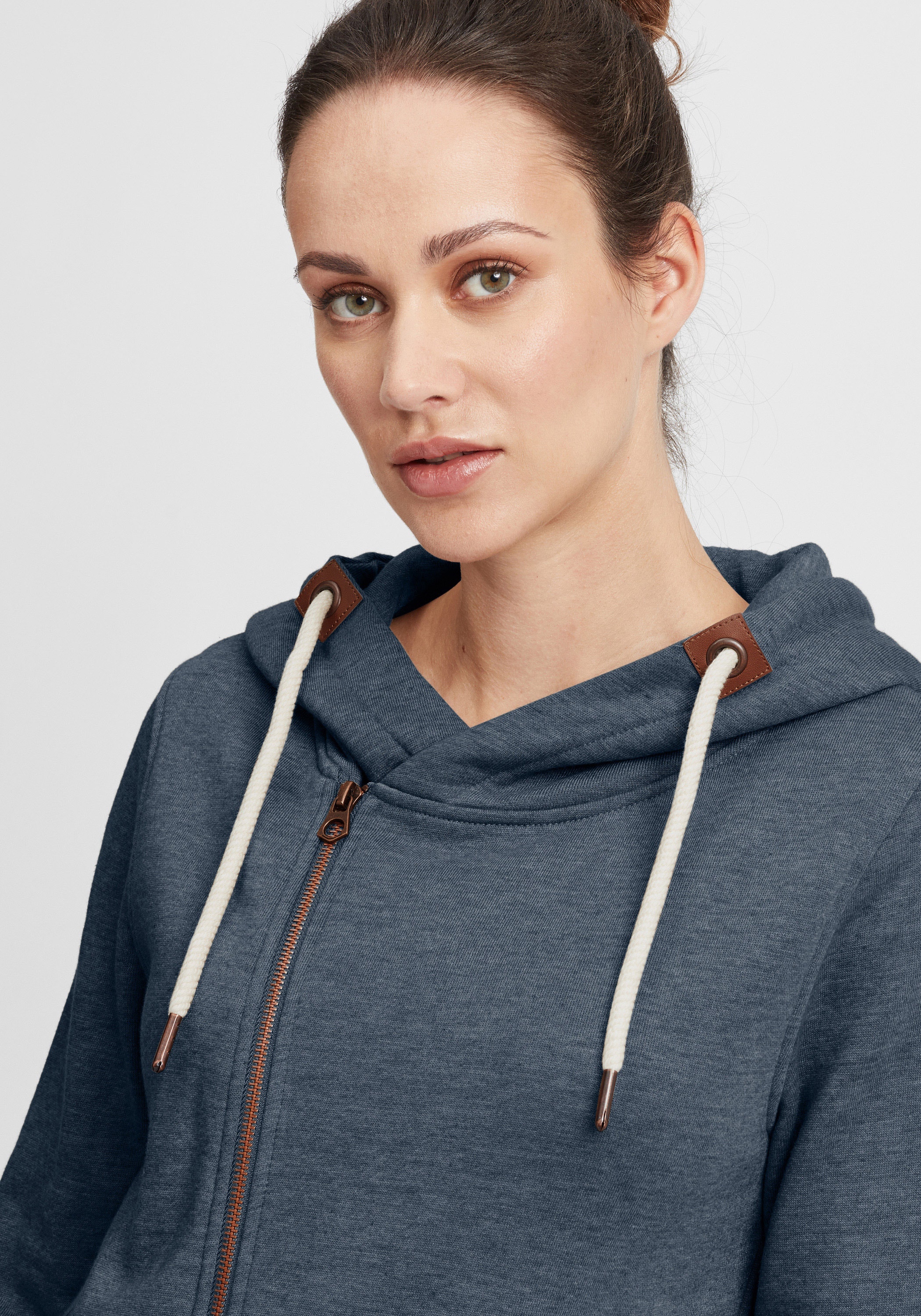 OXMO Kapuzensweatjacke »Kapuzensweatjacke OXVicky«