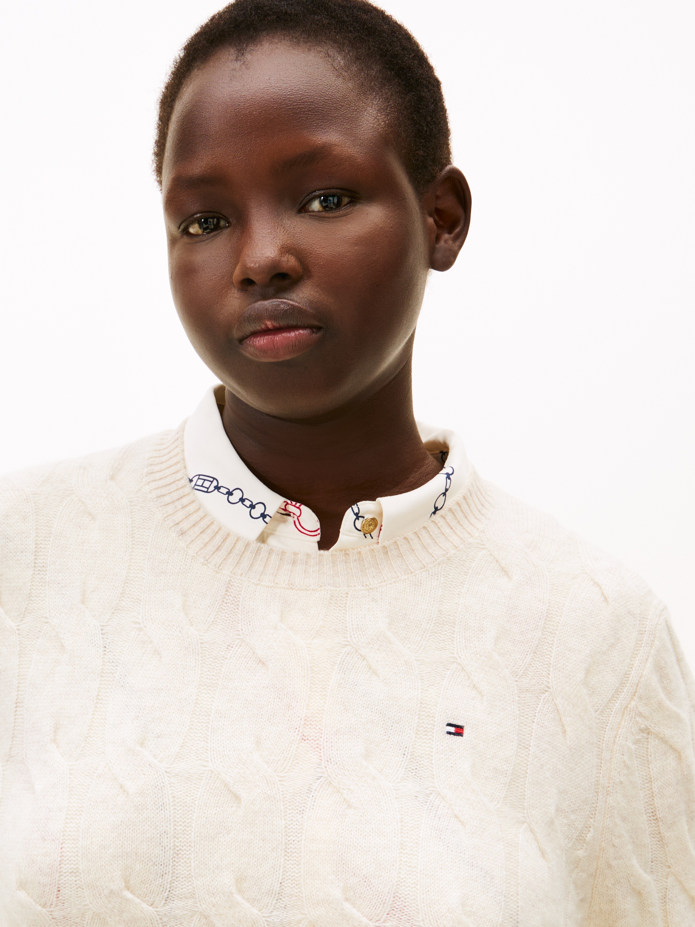 Tommy Hilfiger Curve Strickpullover »CRV SOFT WOOL CABLE C-NK LS SWT« in großen Größen, mit Zopfmuster, aus reiner Wolle