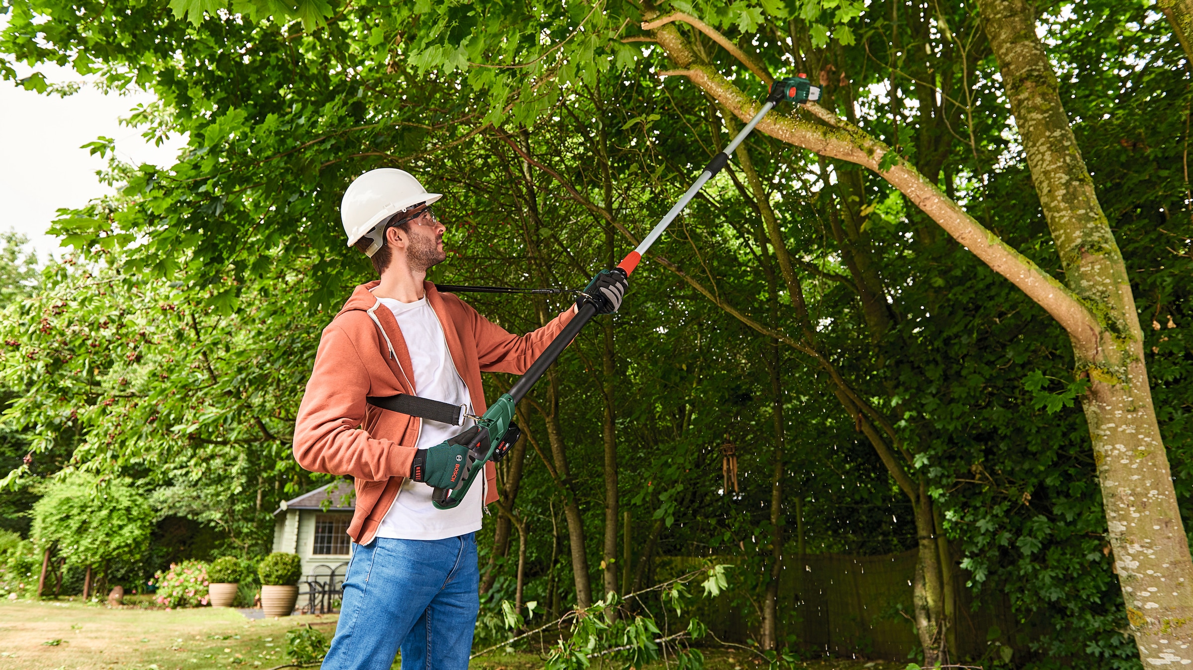 Bosch Home & Garden Akku-Hochentaster »UniversalChainPole 18«, mit Akku und Ladegerät