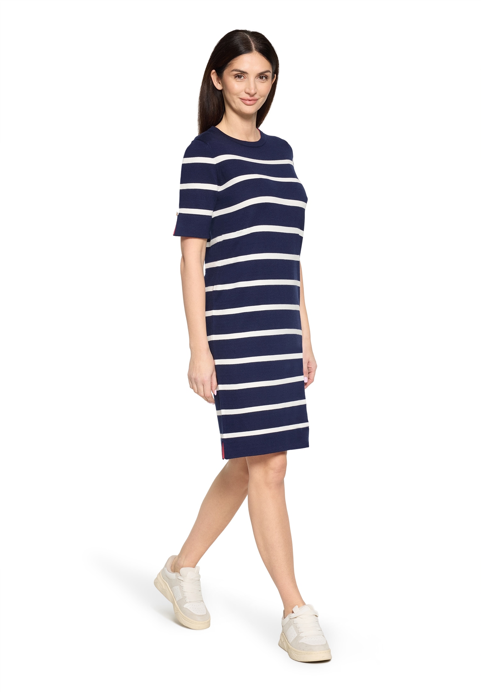 Cartoon Strickkleid »Strickkleid mit Rundhalsausschnitt«