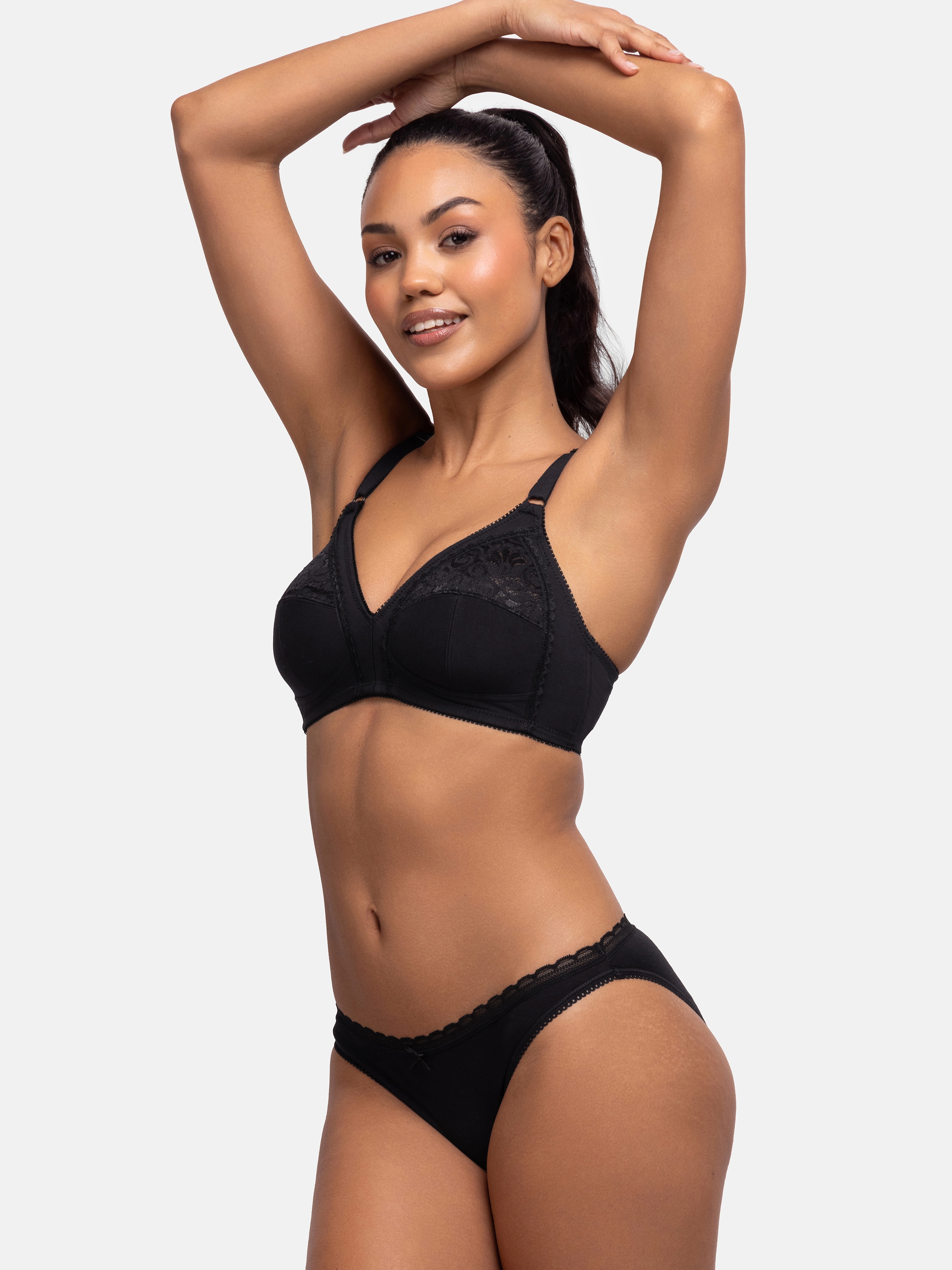 Dorina Slip »NAOMI-3PP«, (3er Pack), mit zarter Spitze verziert