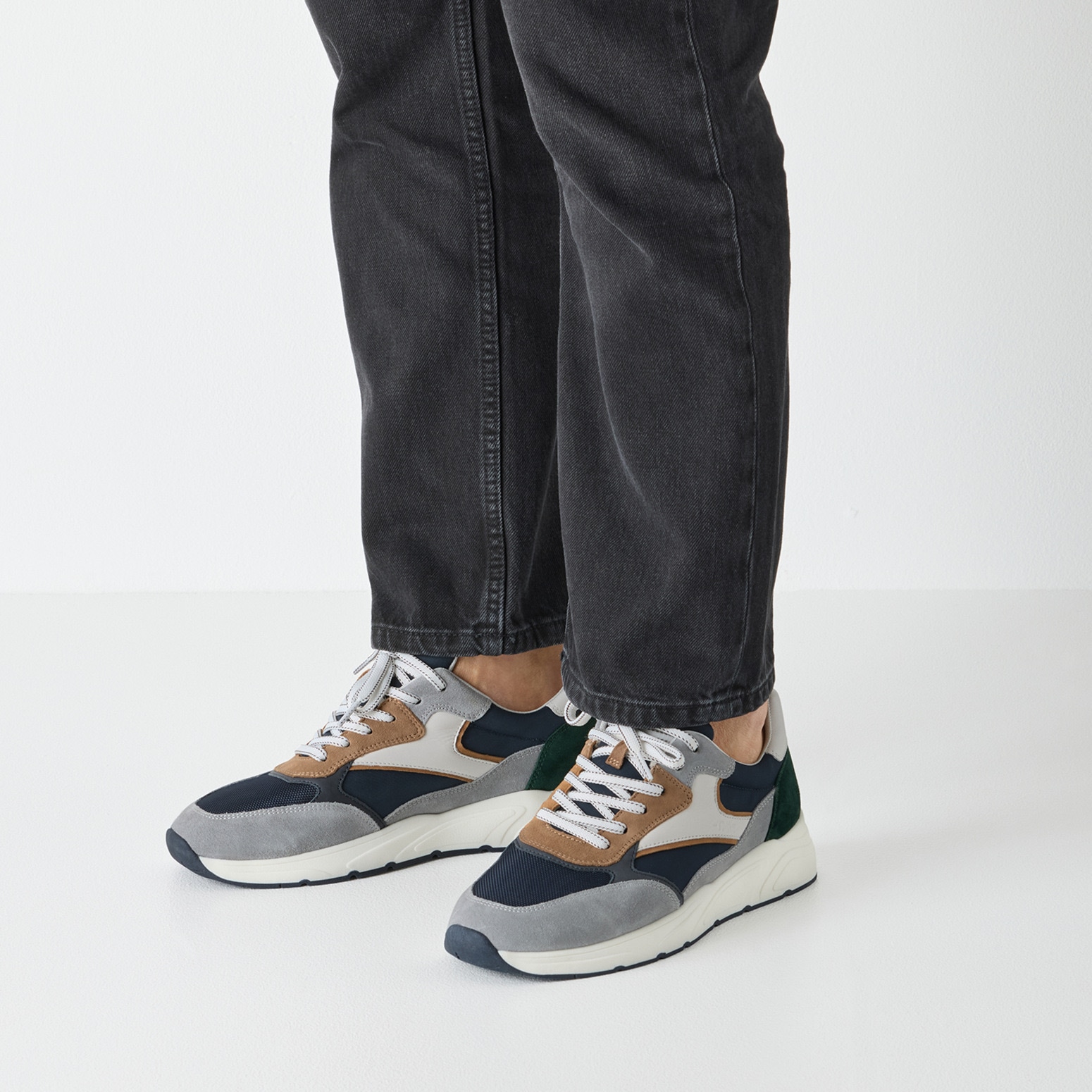 Tamaris Sneaker  Freizeitschuh, Schnürschuh mit modischen Kontrastbesätzen, für Herren