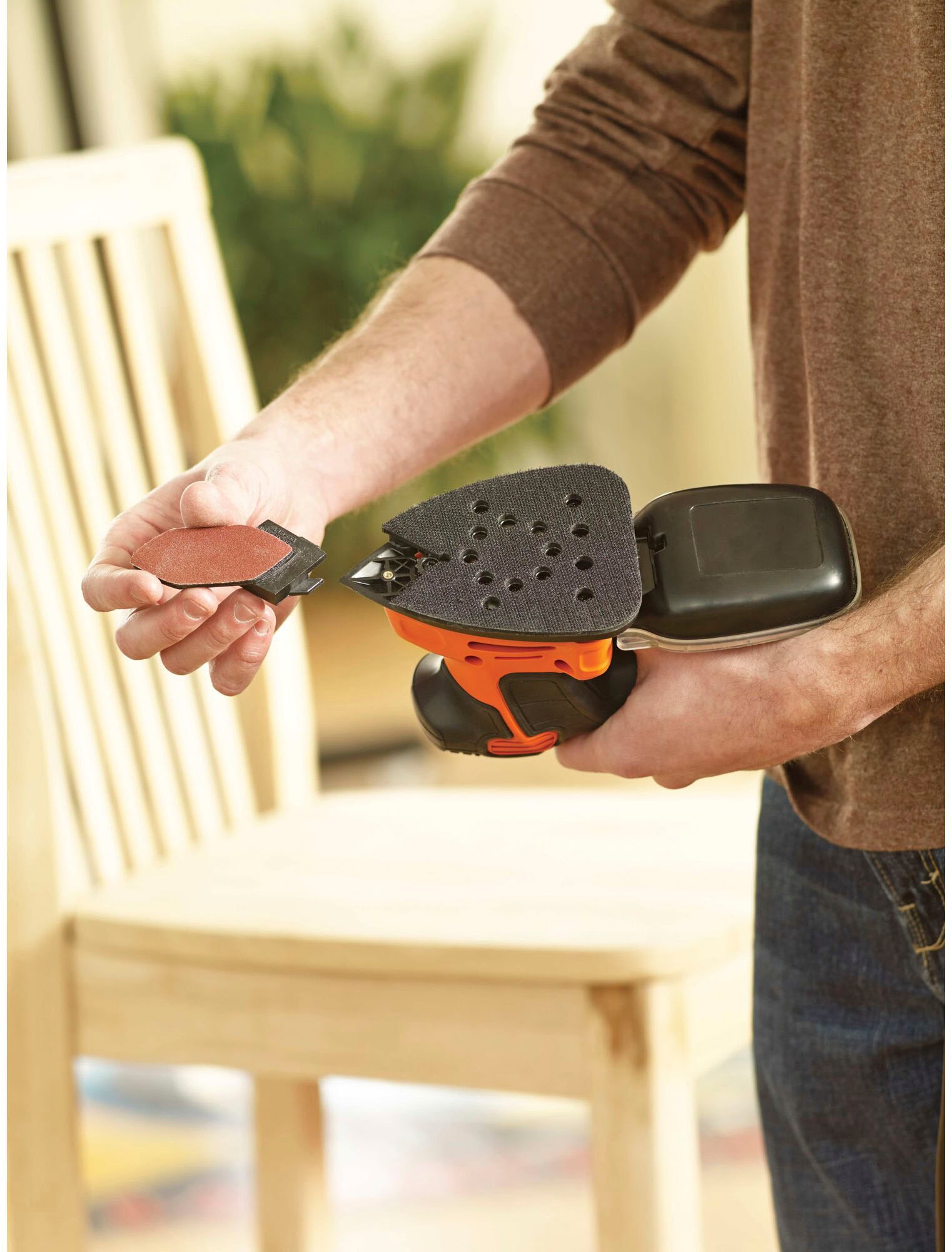 Black + Decker Deltaschleifer »120W Kompakt-Dreieckschleifer Mouse«, mit Fingerschleiferaufsatz und 3 x Schleifgitter