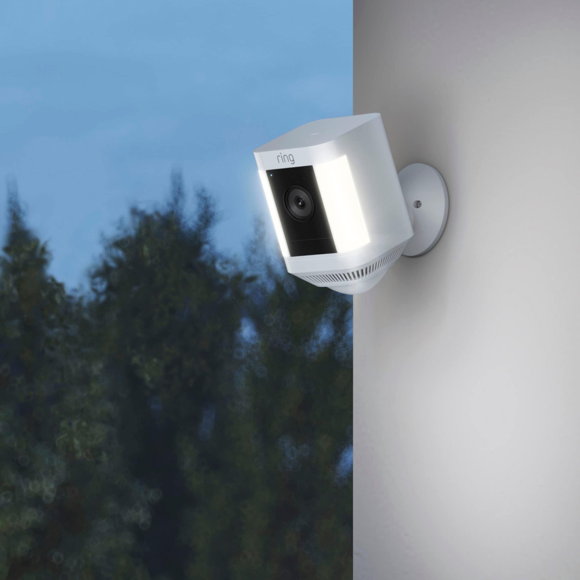 Ring Überwachungskamera »Spotlight Kamera Plus Akku«, Außenbereich