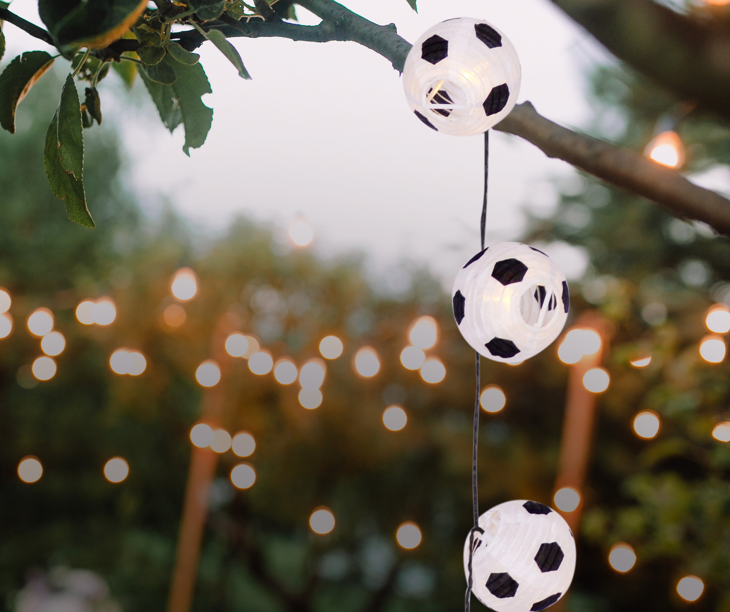 Polyester, weiß/schwarz Farbe: kaufen Material: Fußball, Kunststoff, »Japanballon-20er-Solar-Lichterkette«, Rechnung auf Metall, näve Lichterkette