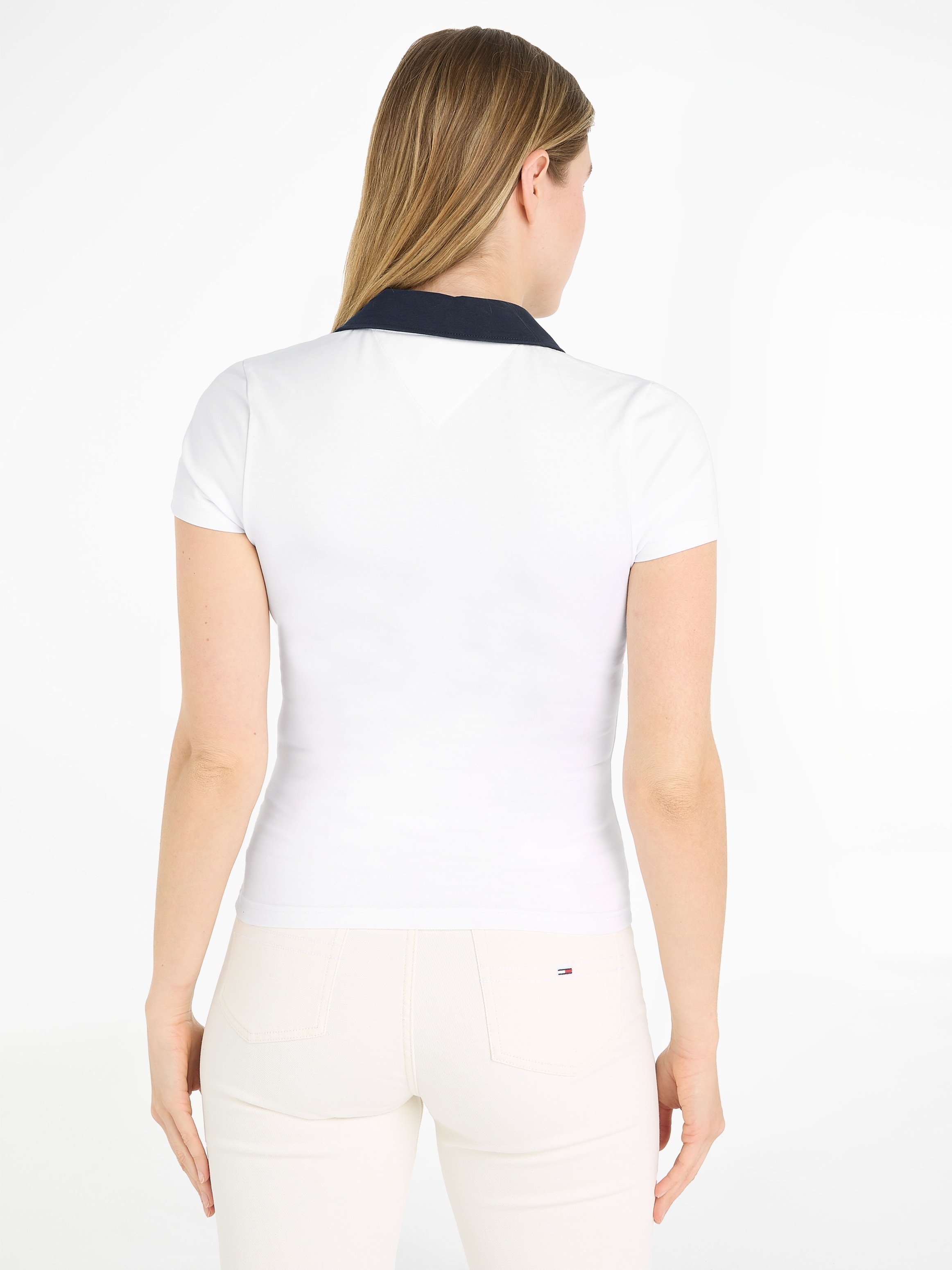 Tommy Jeans Poloshirt »TJW SLIM CONTRAST V SS POLO EXT«, mit kontrastfarbenem Polokragen