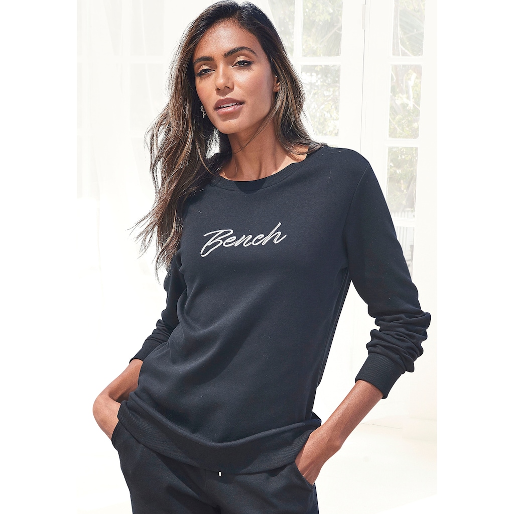 Bench. Loungewear Sweatshirt »Loungeshirt«, mit Logostickerei, Loungewear, Loungeanzug