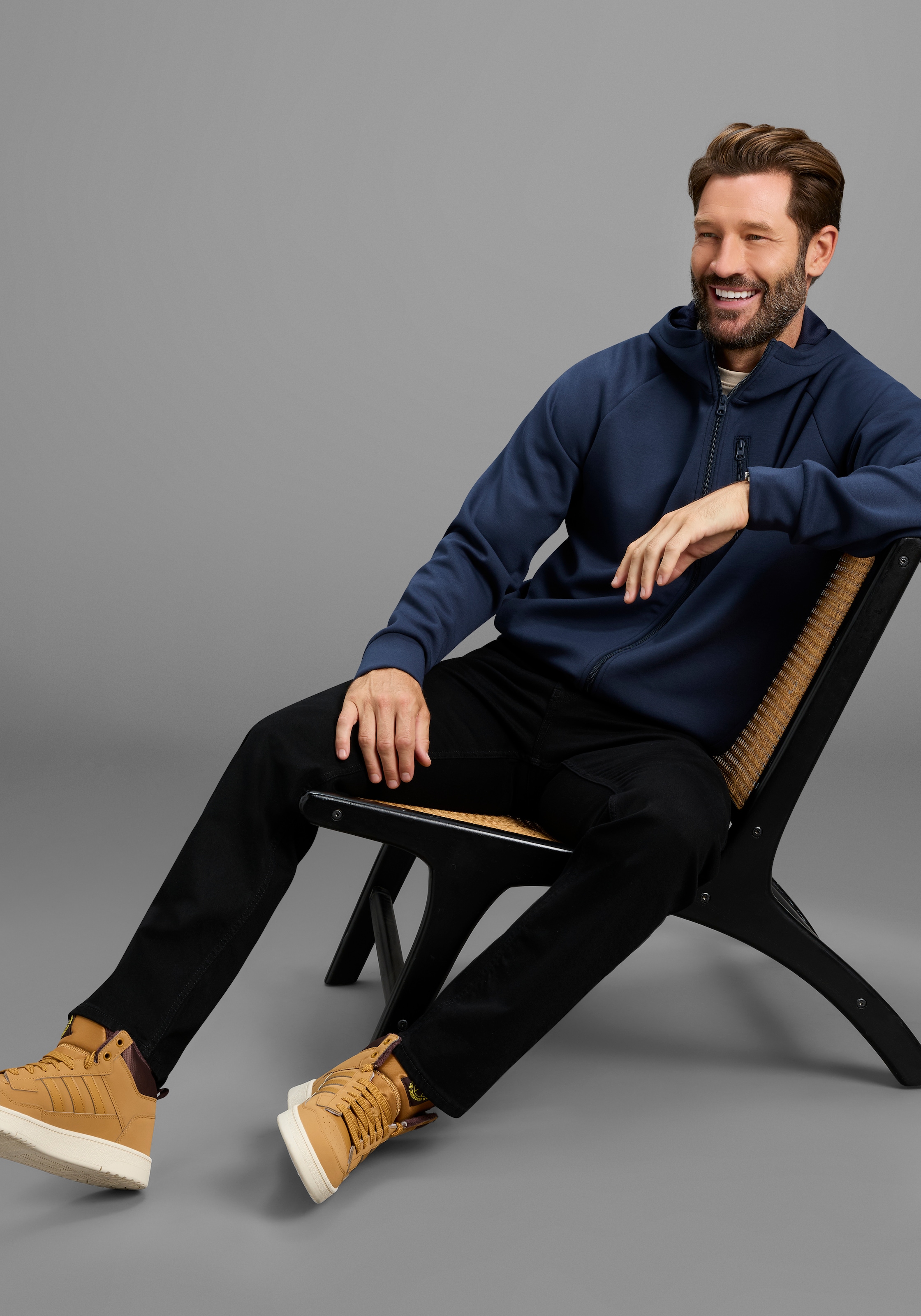 H.I.S Kapuzensweatjacke perfekt für Alltag & Outdoor-Aktivitäten