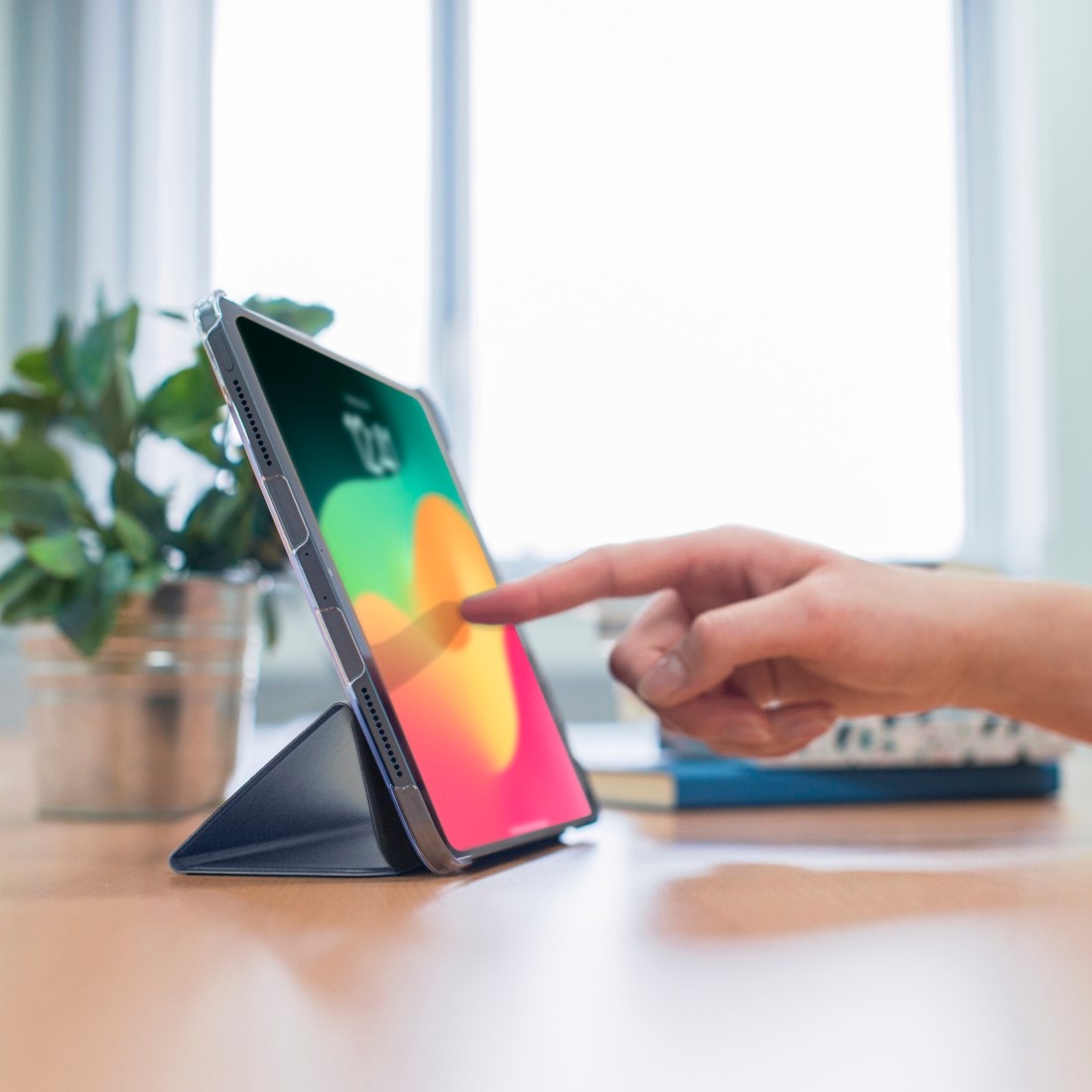 Hama Tablet-Hülle »Schutzhülle "Fold Clear" für Apple iPad Pro 11" (2025/2024)« Tablet