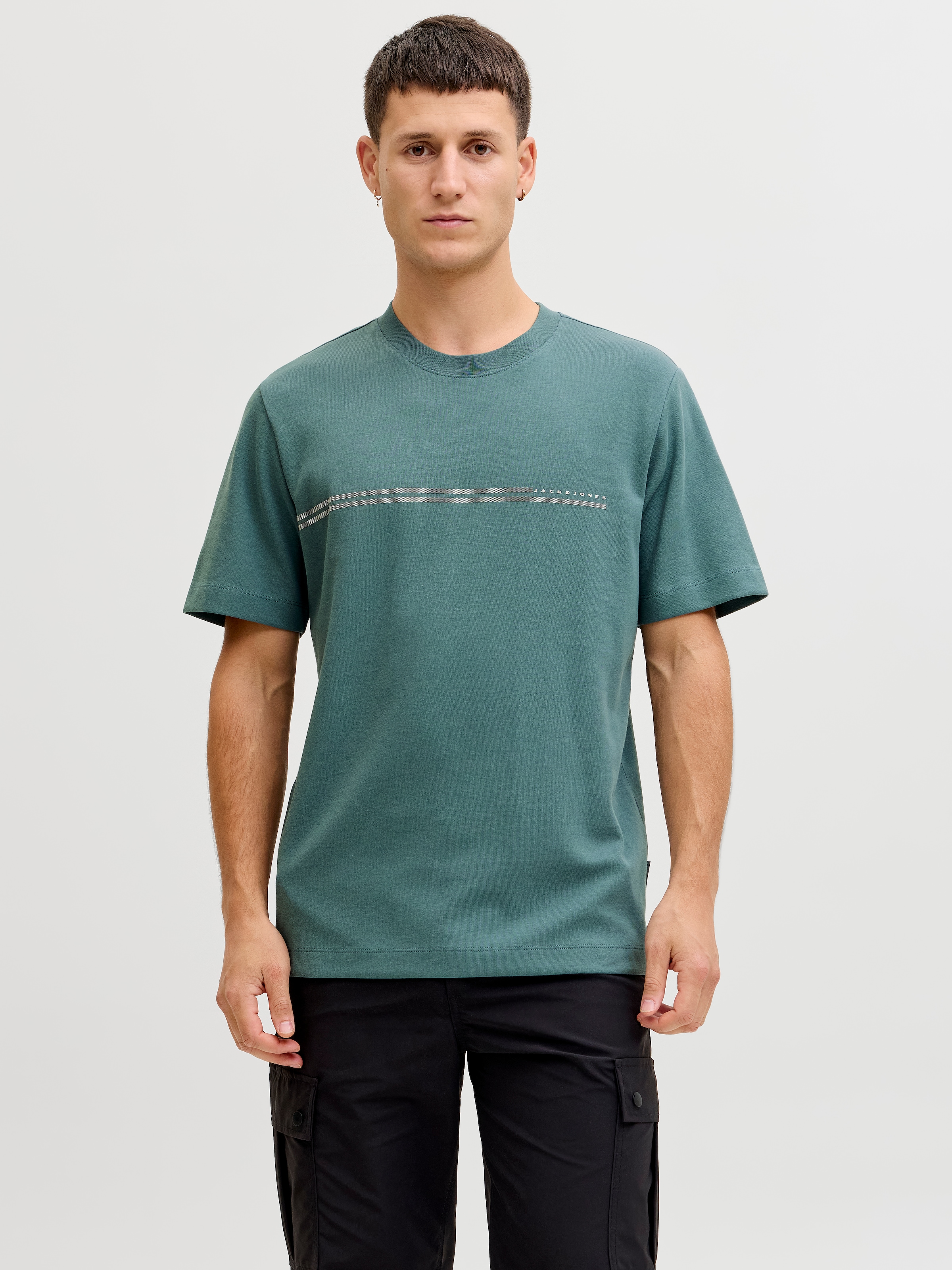 Jack & Jones Kurzarmshirt »JCOFUSION CHEST BRAND TEE SS CREW SN« Materialmix, regular fit