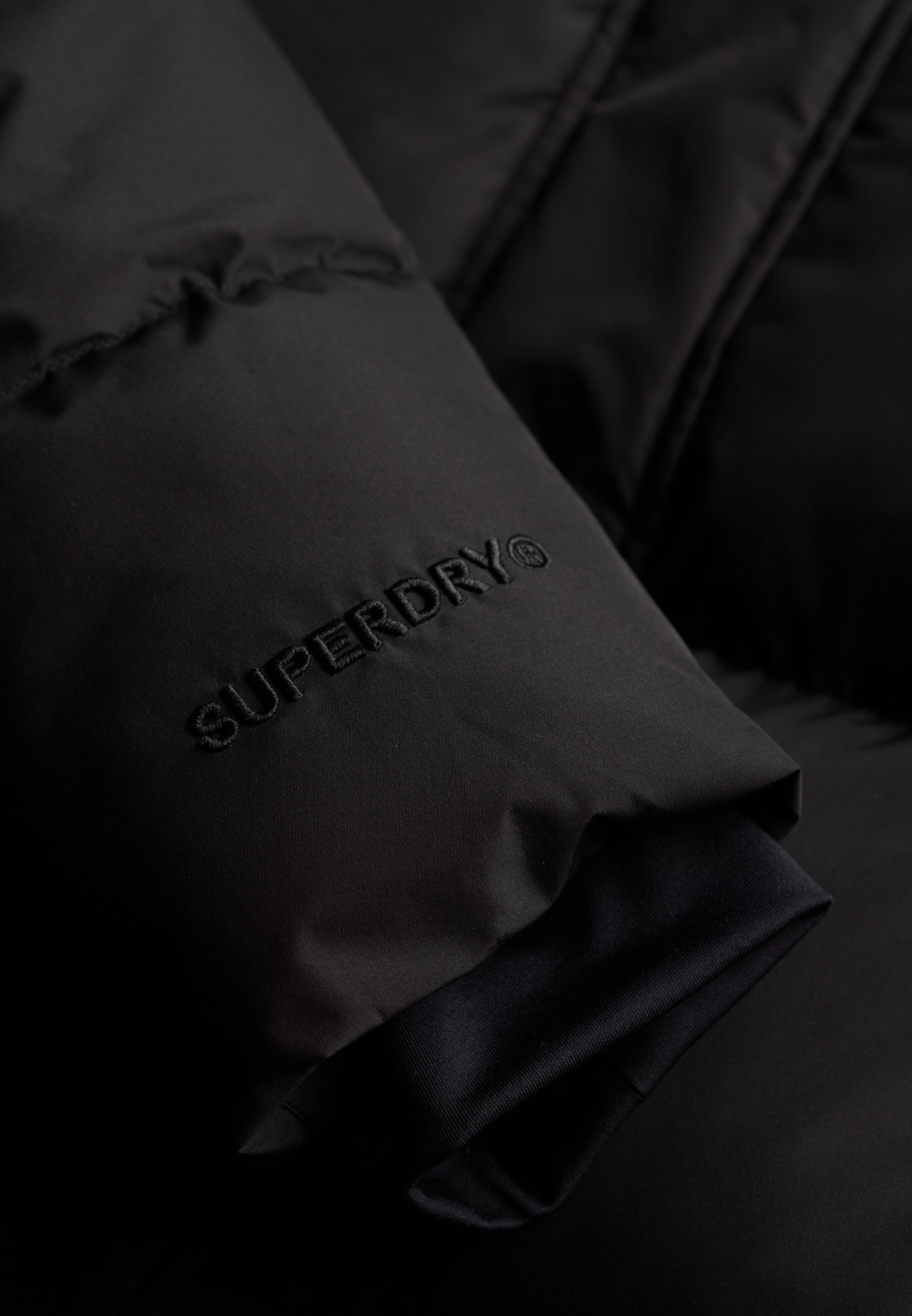 Superdry Steppjacke »HOODED 5 BAFFLE SPORTS PUFFER«, mit Kapuze