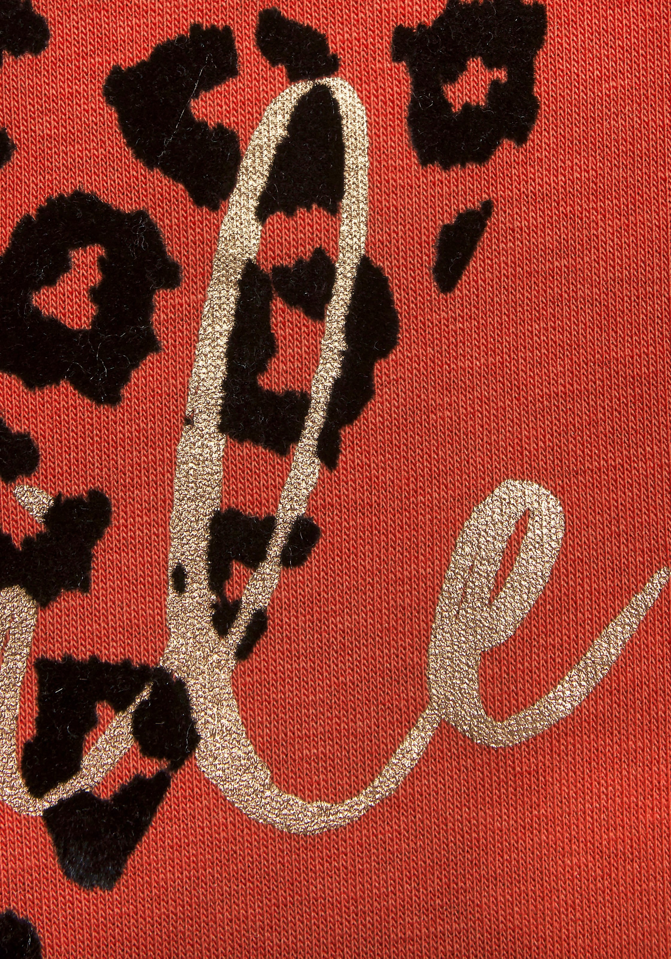 LASCANA Sweatshirt, mit Herz-Leo-Druck, Loungewear