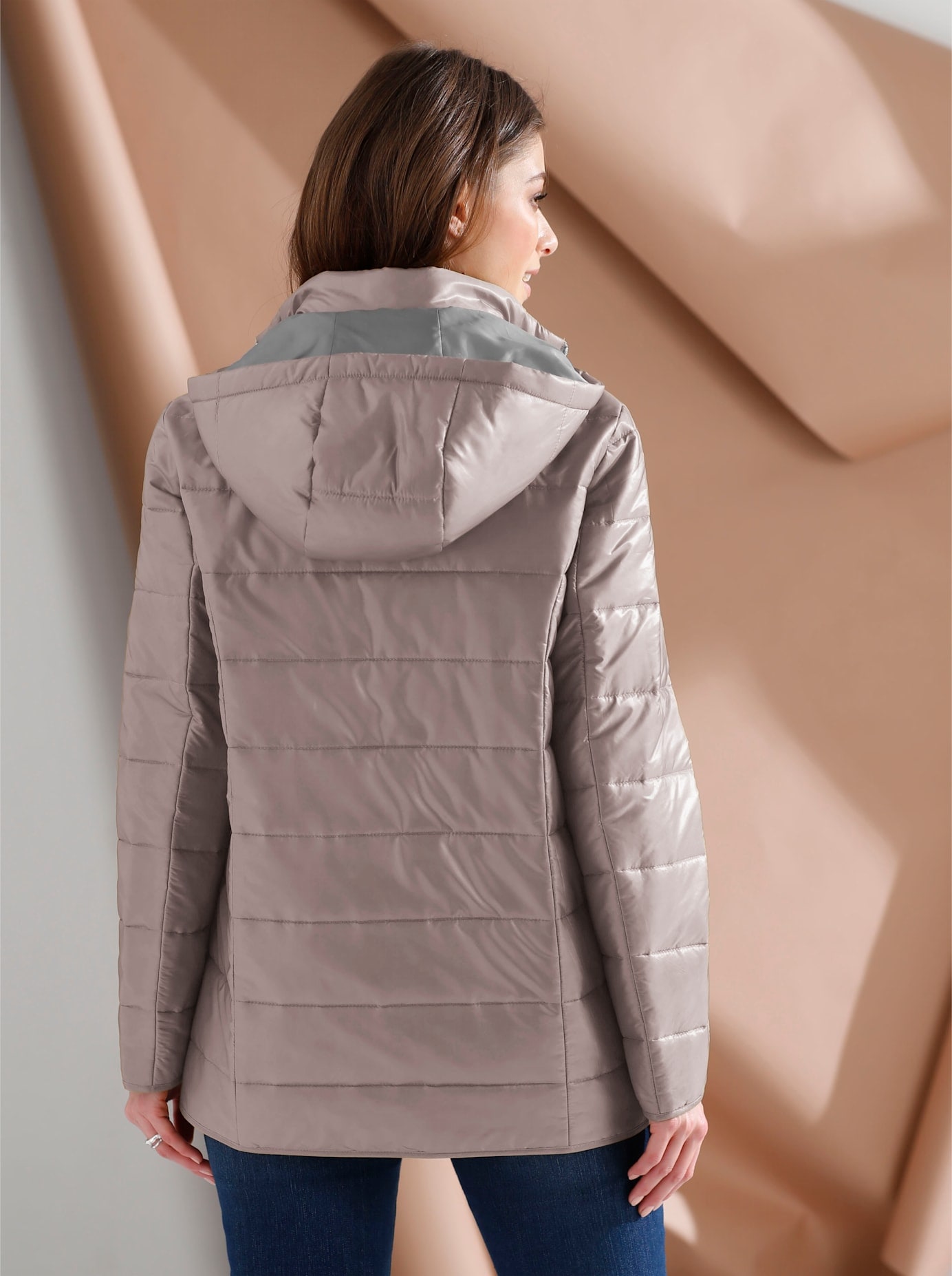 Classic Basics Steppjacke mit Kapuze