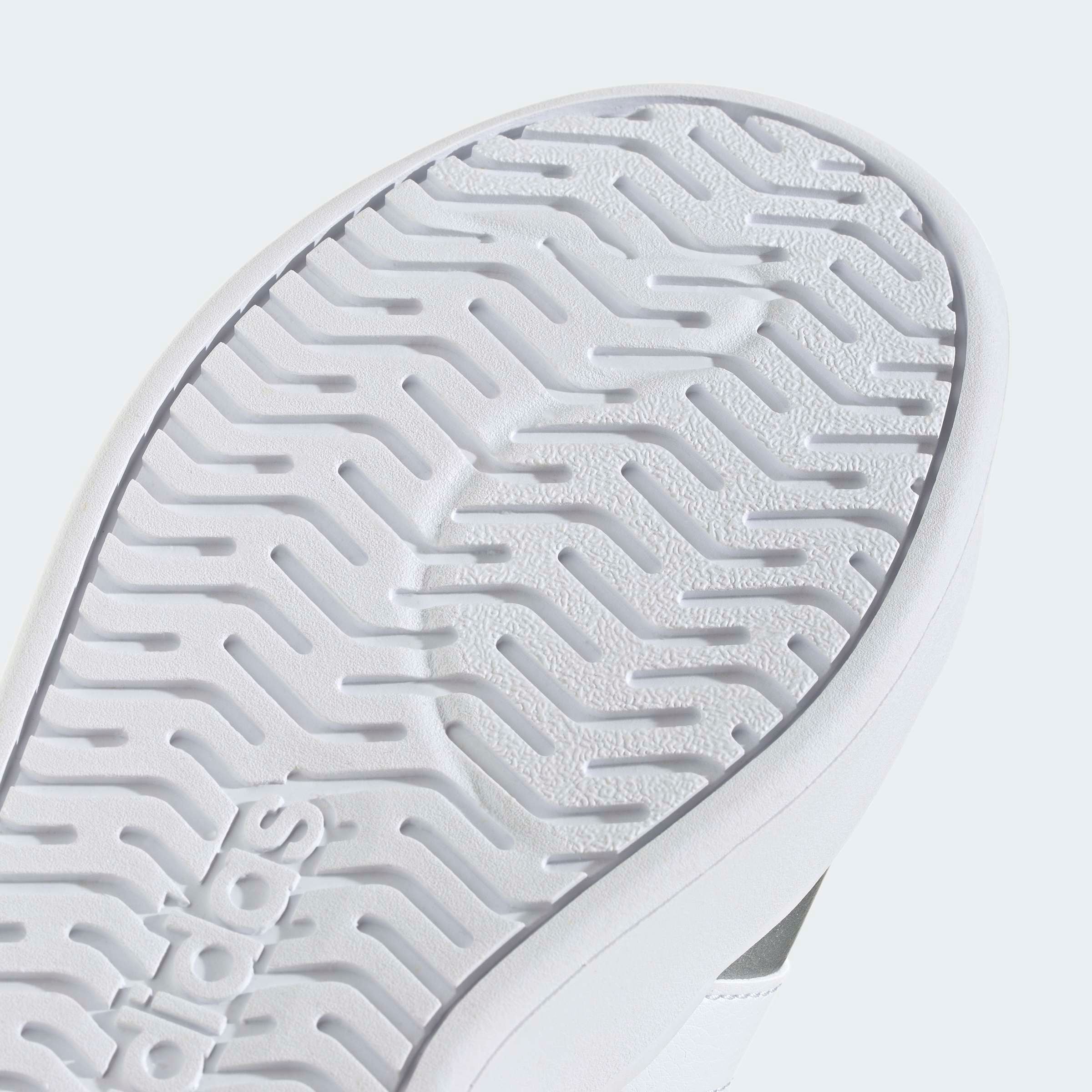 adidas Sportswear Plateausneaker »STREETTALK BOLD«  inspiriert vom Design des adidas Superstar