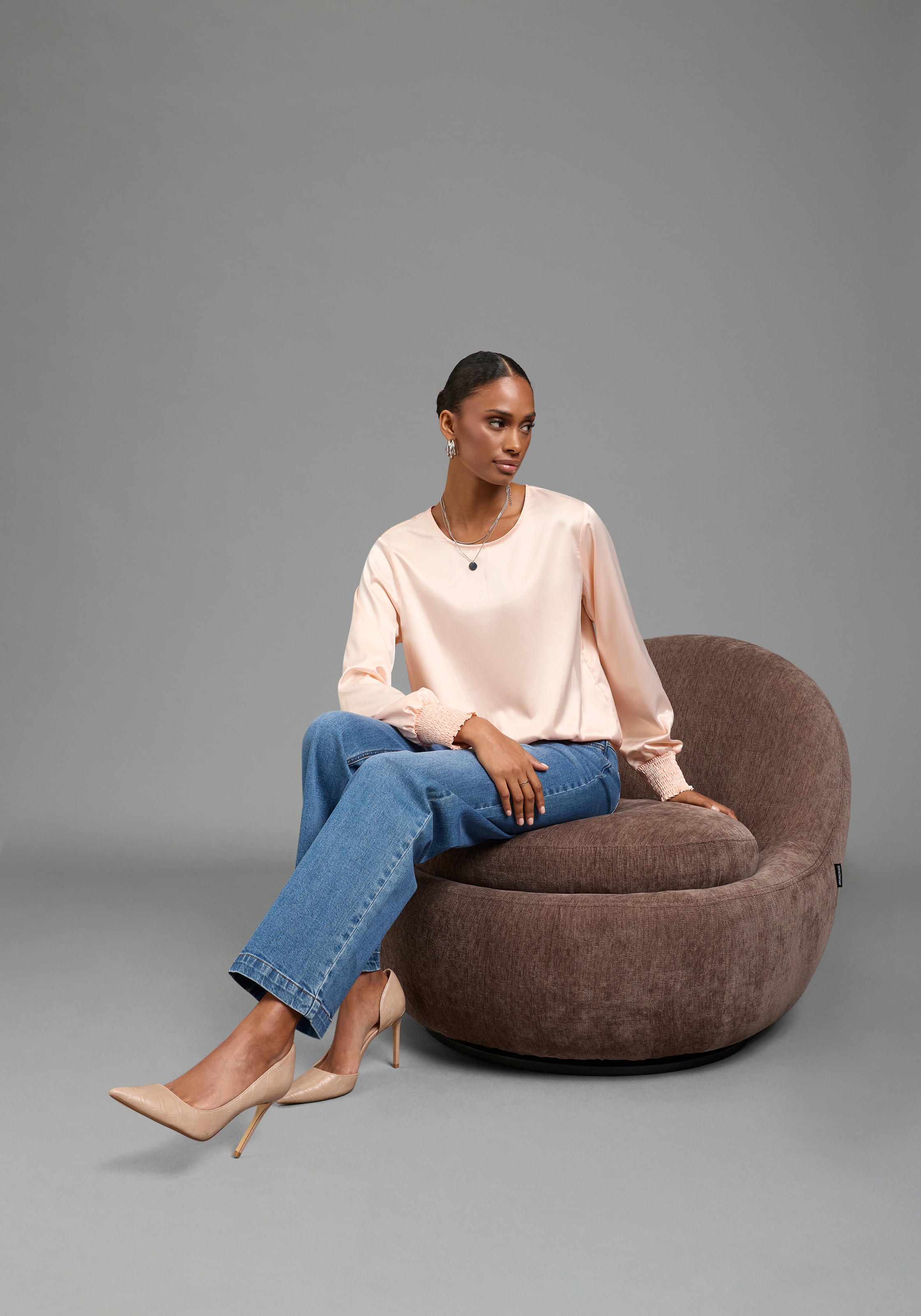 Laura Scott Schlupfbluse Festliche Satin-Bluse, Elastikbündchen am Ärmel, glänzender Stoff
