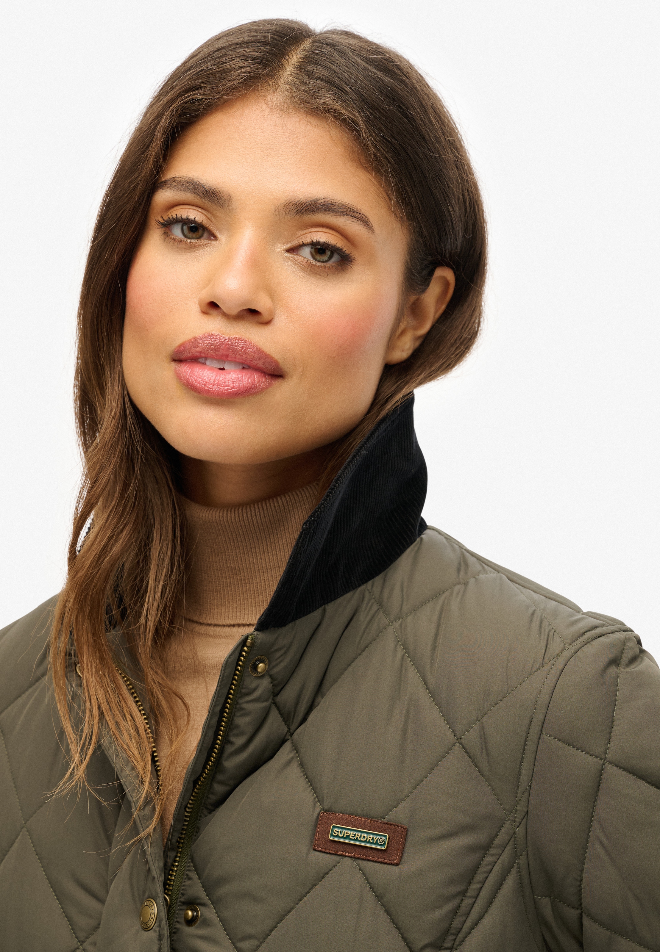 Superdry Steppjacke »CORD TRIMMED LINER JACKET« ohne Kapuze Slim Fit, mit Blusenkragen, aus Polyester